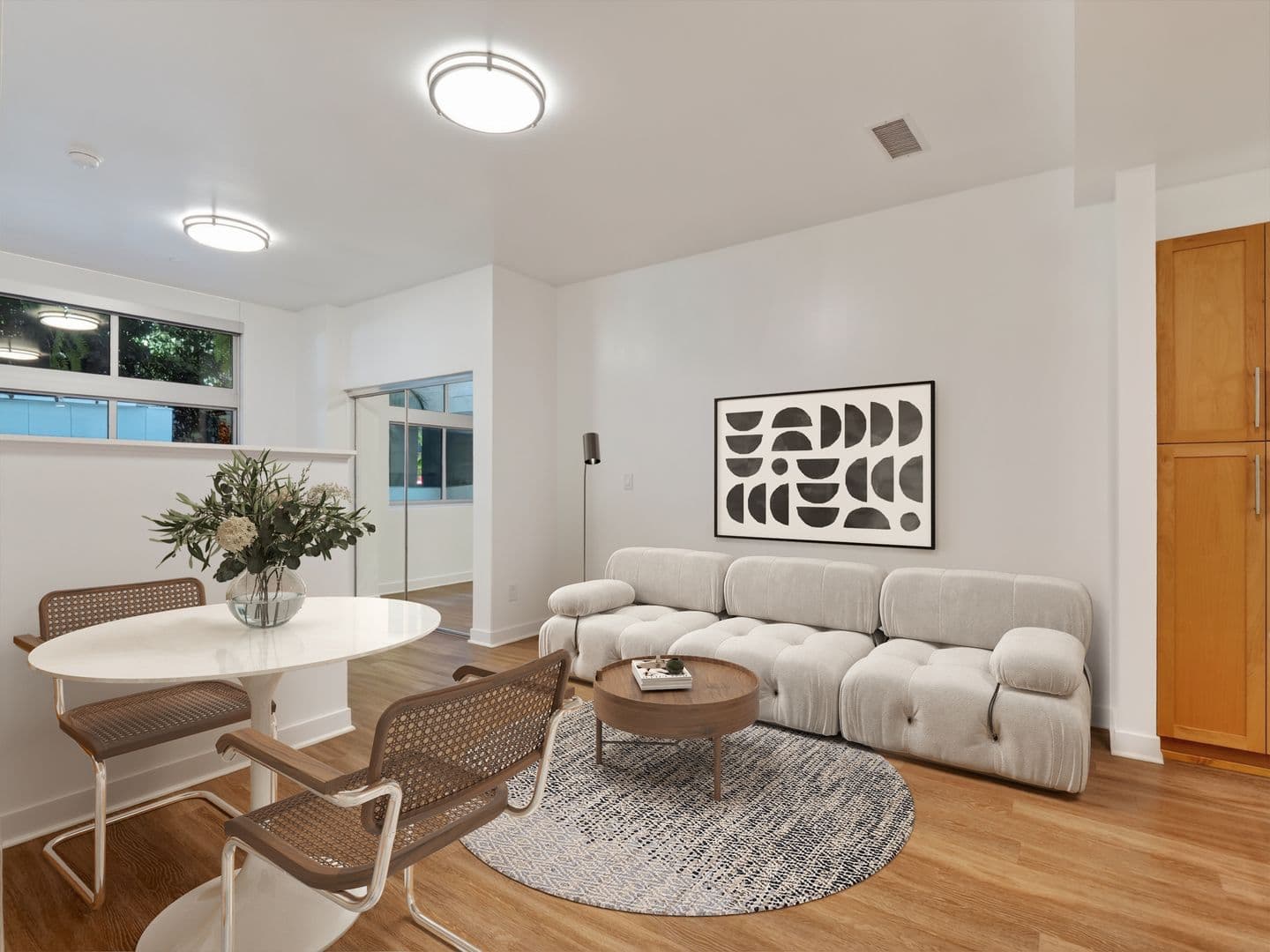 Los Angeles Apartment: 10599 Wilshire Blvd.