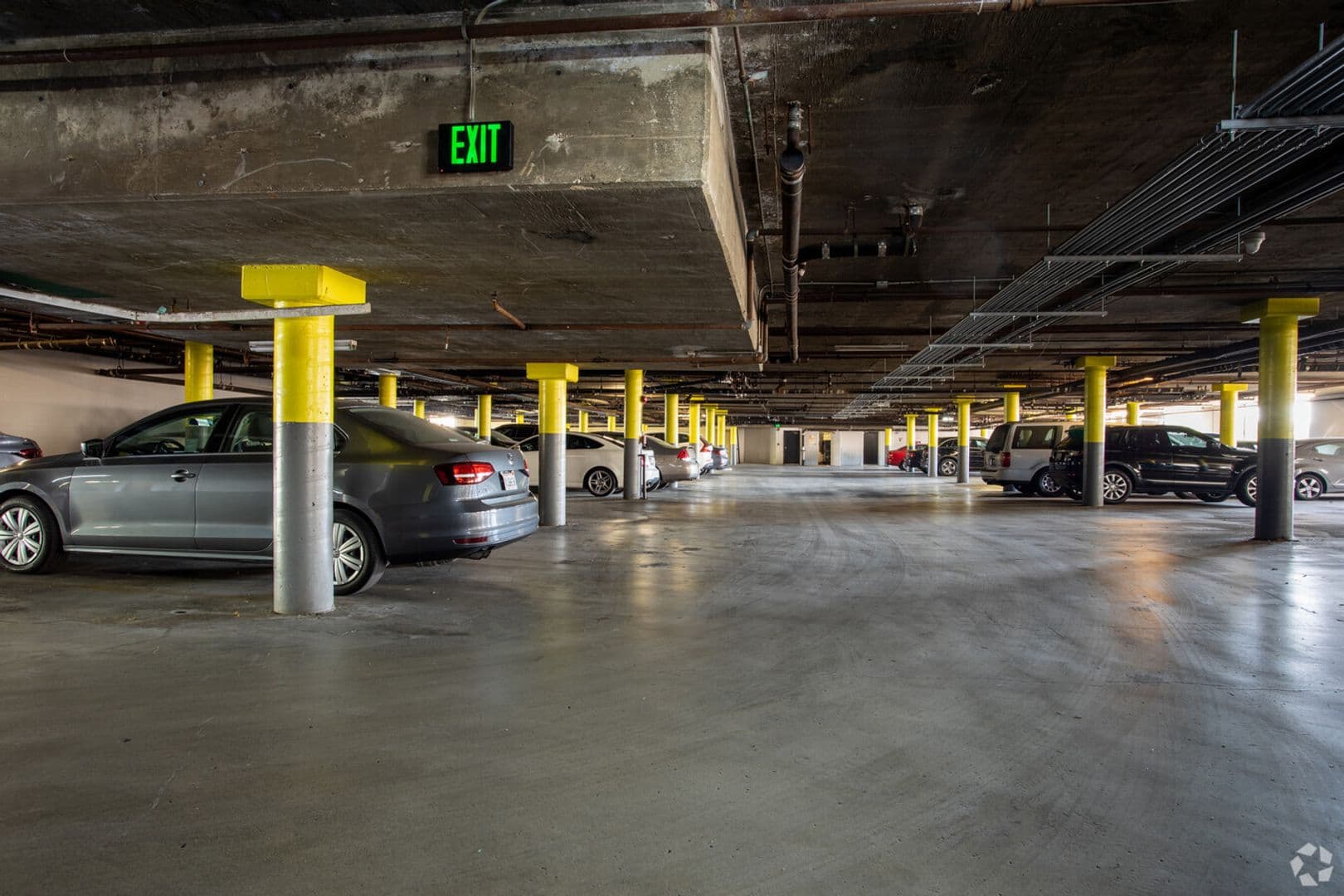 Los Angeles Apartment: 4150 Marathon Street