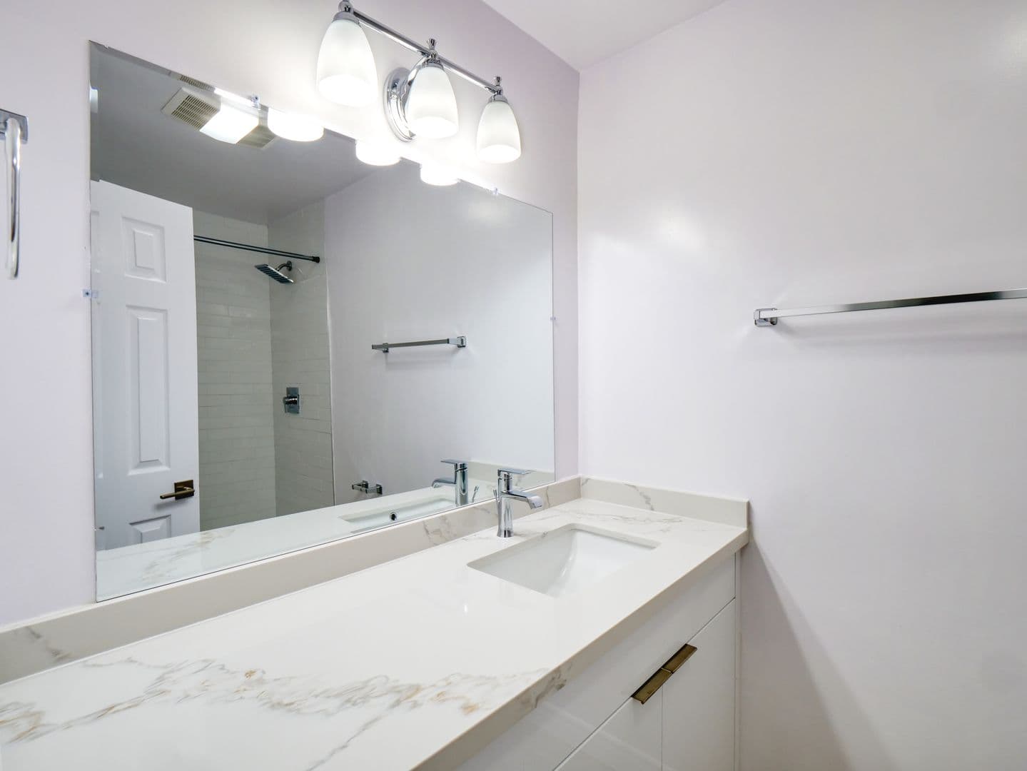 West Hollywood Apartment: 526 N. Orlando Avenue