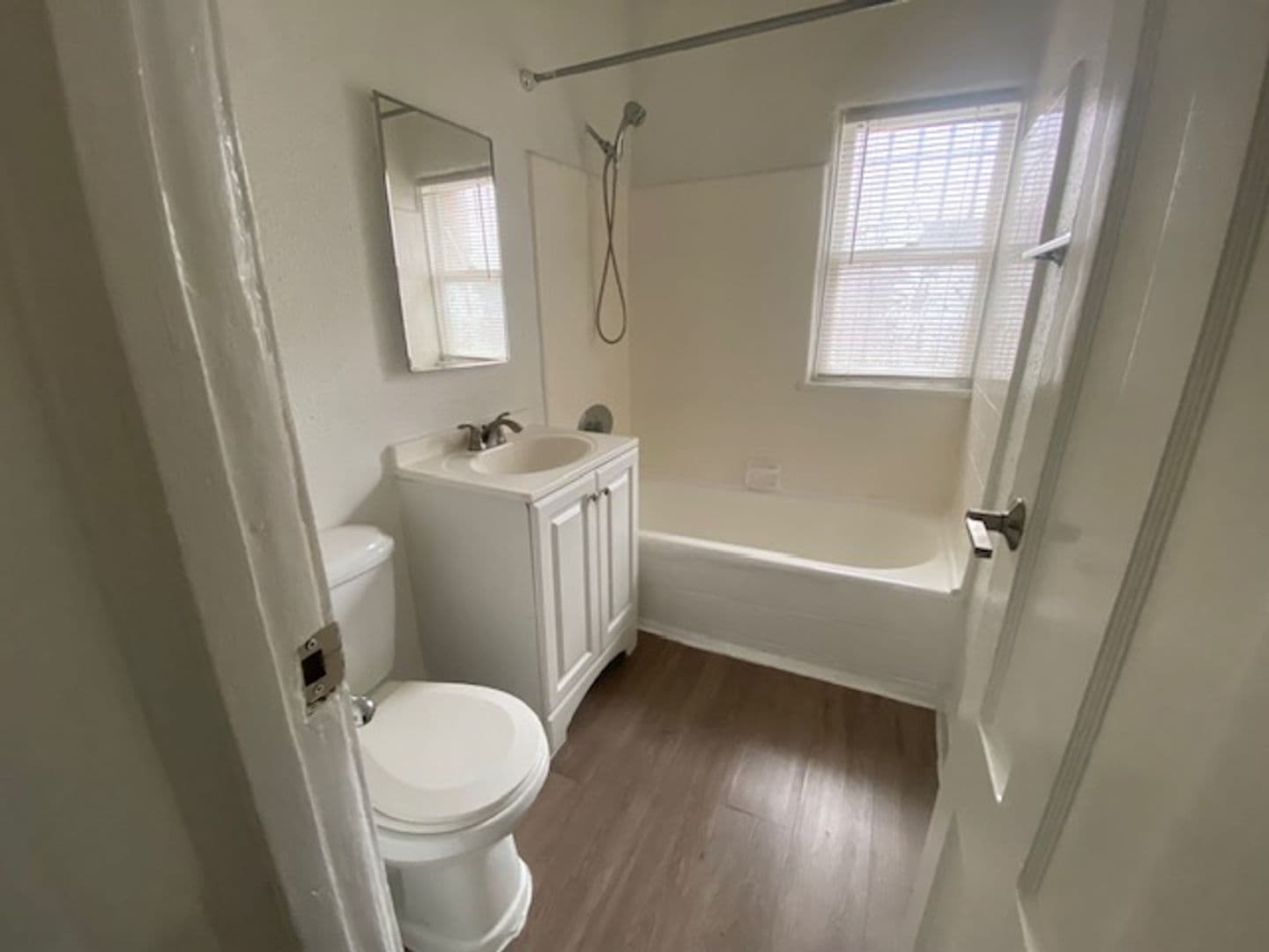Los Angeles Apartment: 1025 N. Serrano Avenue