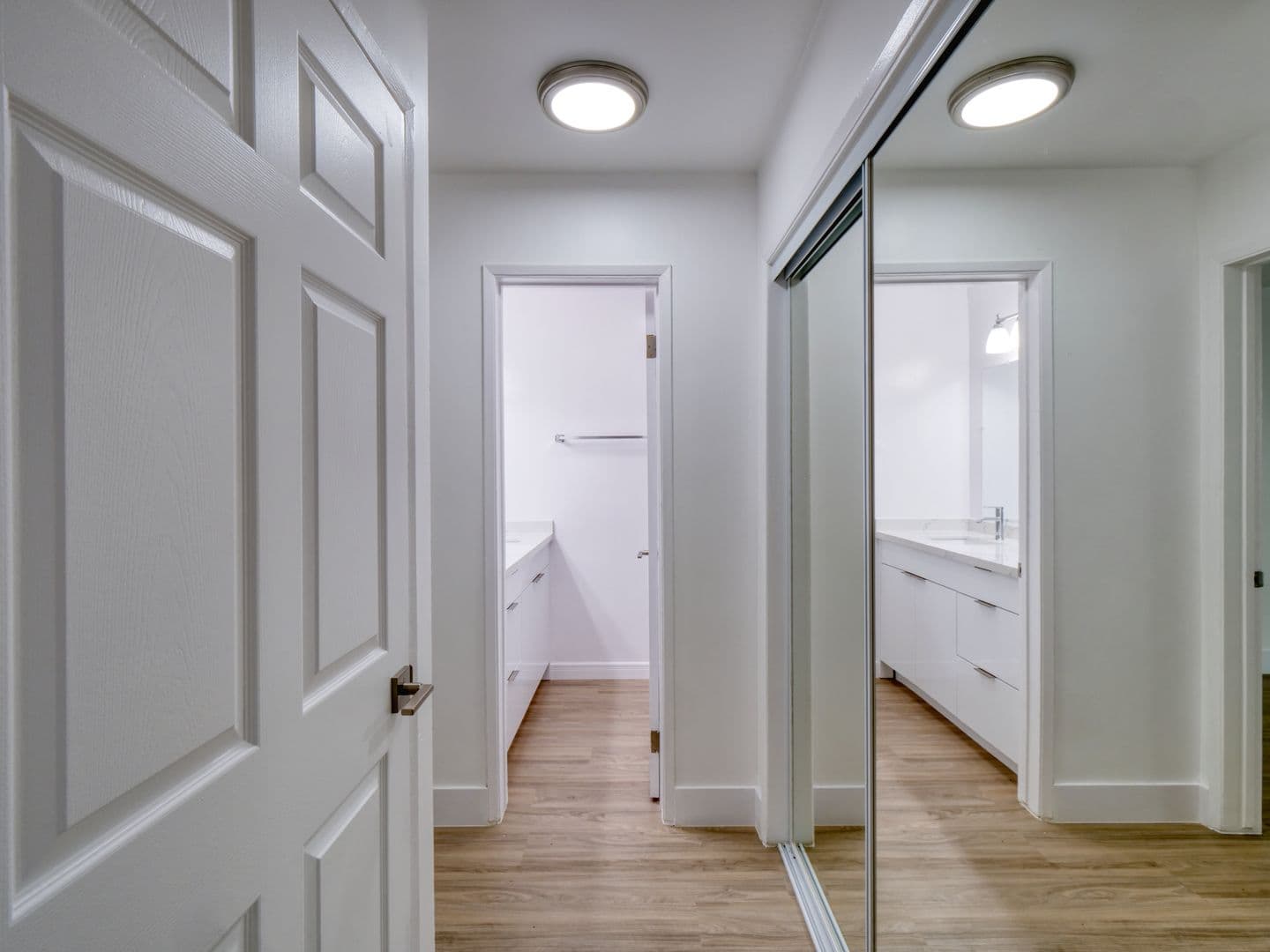 West Hollywood Apartment: 526 N. Orlando Avenue