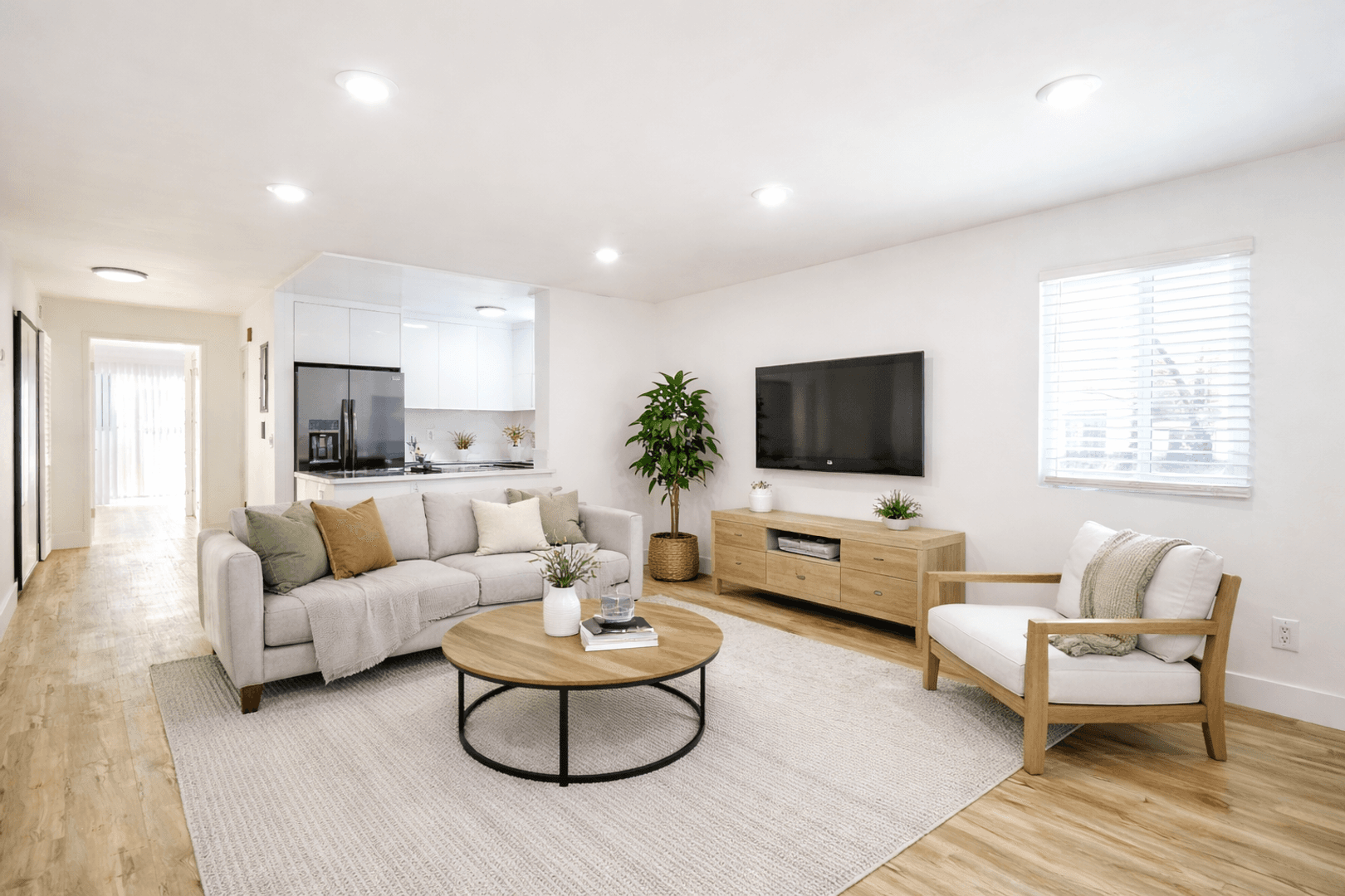 Los Angeles Apartment: 3120 W. Temple Street