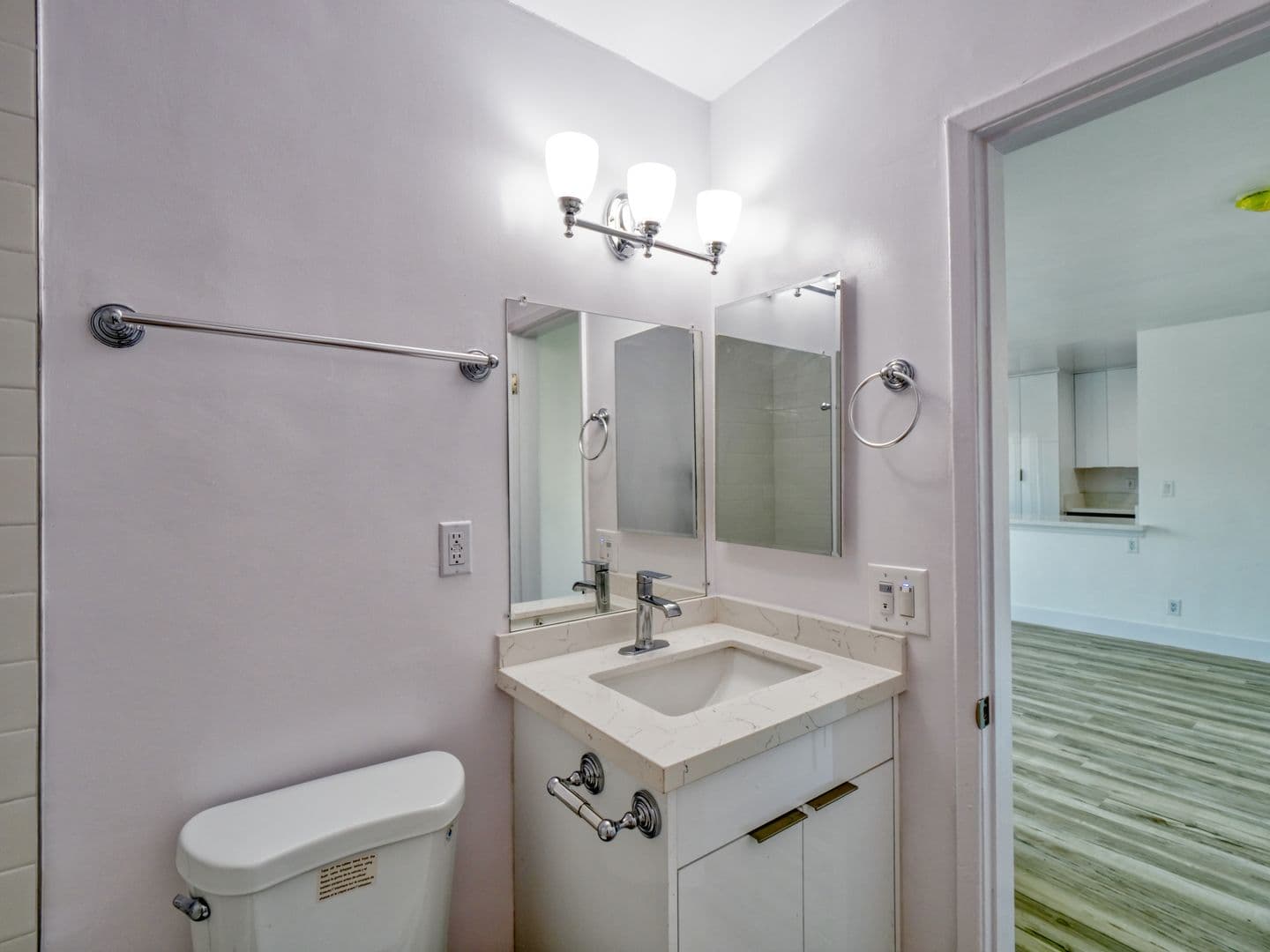 Los Angeles Apartment: 3721 Westwood Boulevard