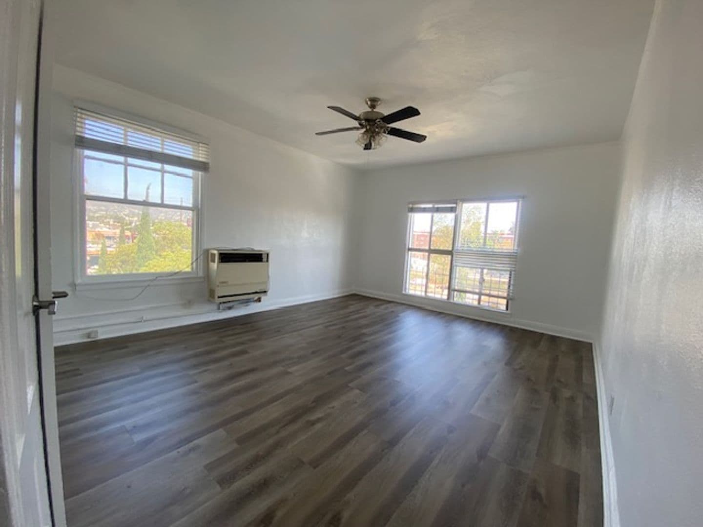 Los Angeles Apartment: 1025 N. Serrano Avenue