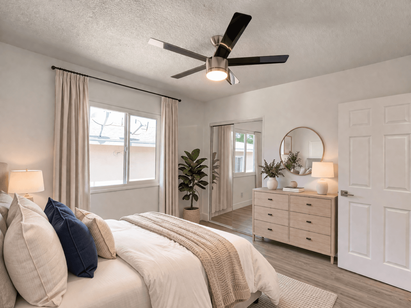 Los Angeles Apartment: 3926 Gibraltar Avenue
