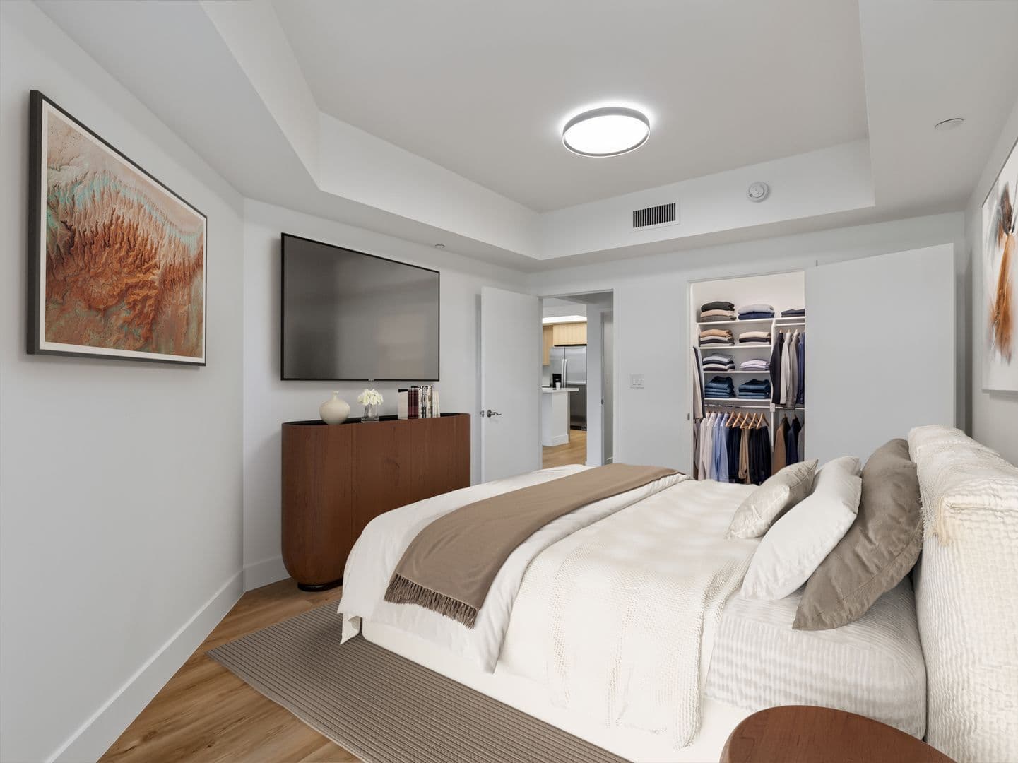 Los Angeles Apartment: 10599 Wilshire Blvd.