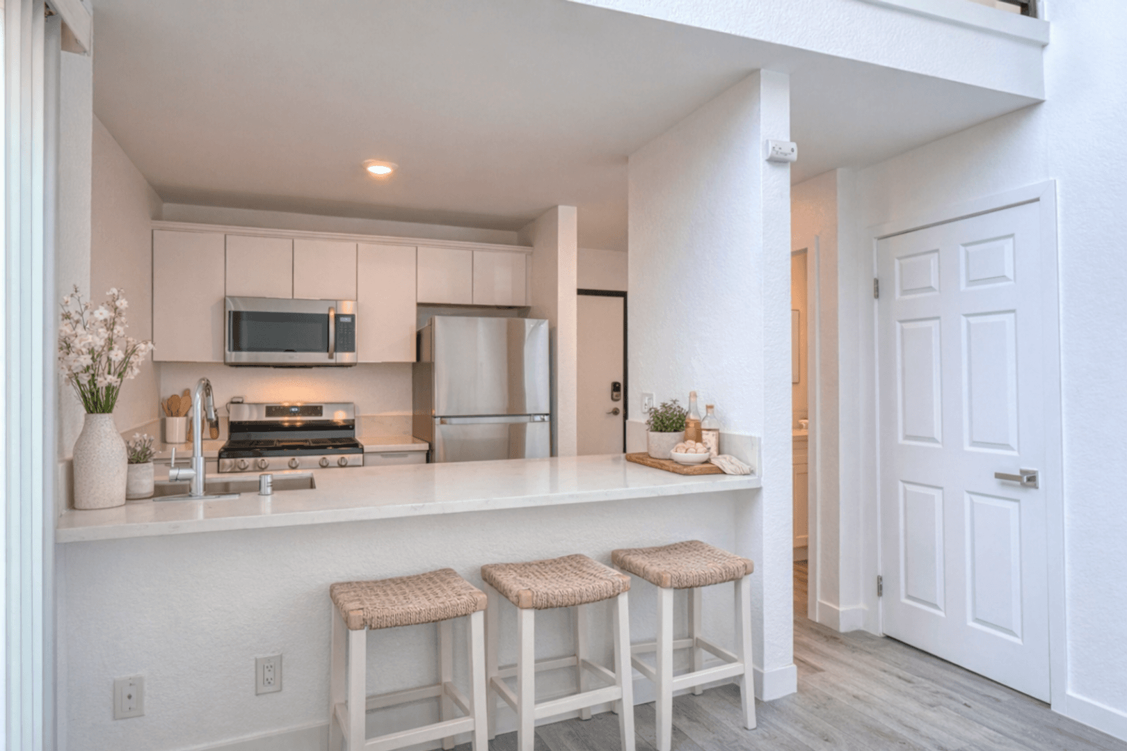 Los Angeles Apartment: 223 N. Alvarado Street