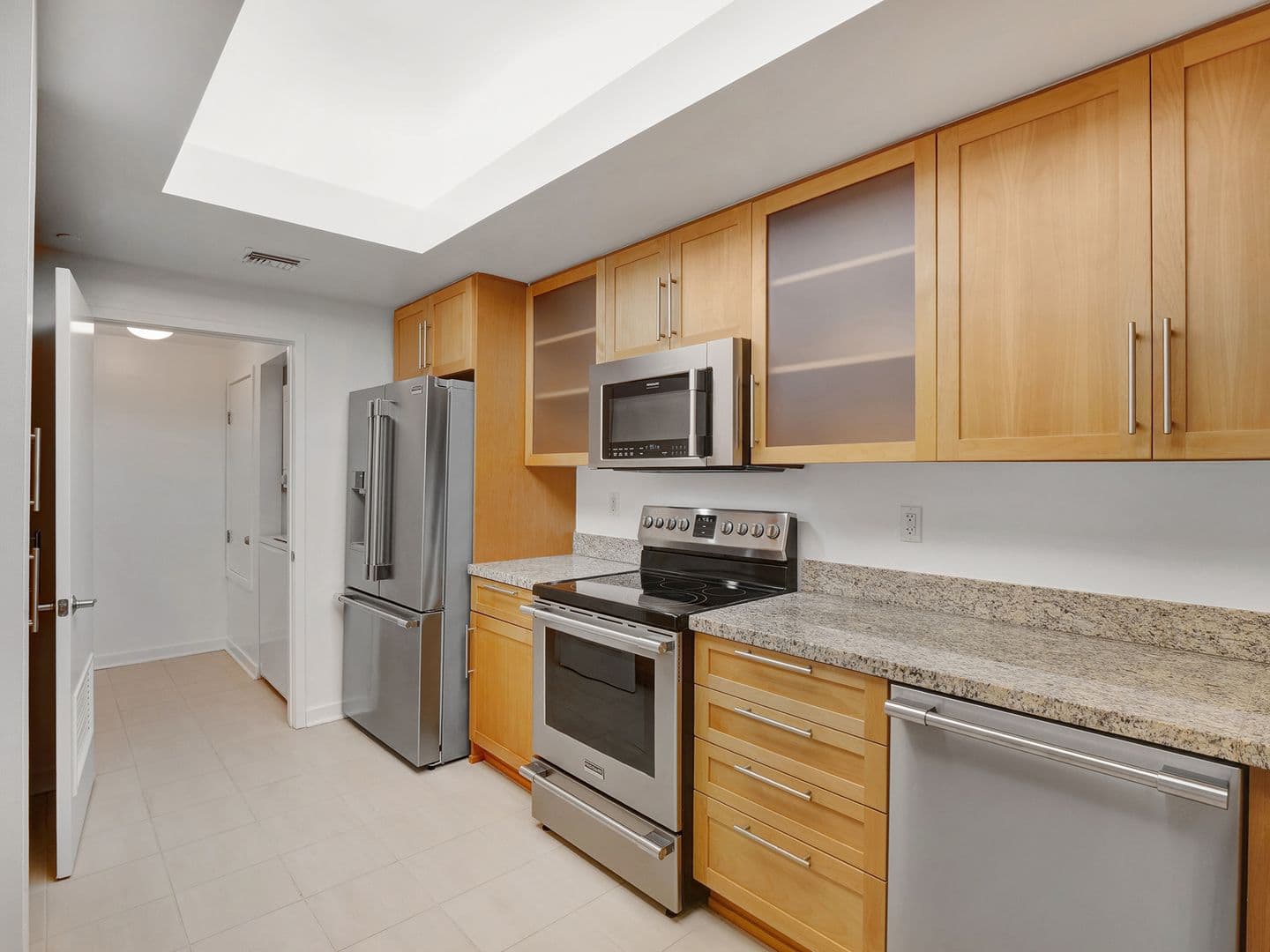 Los Angeles Apartment: 10599 Wilshire Blvd.