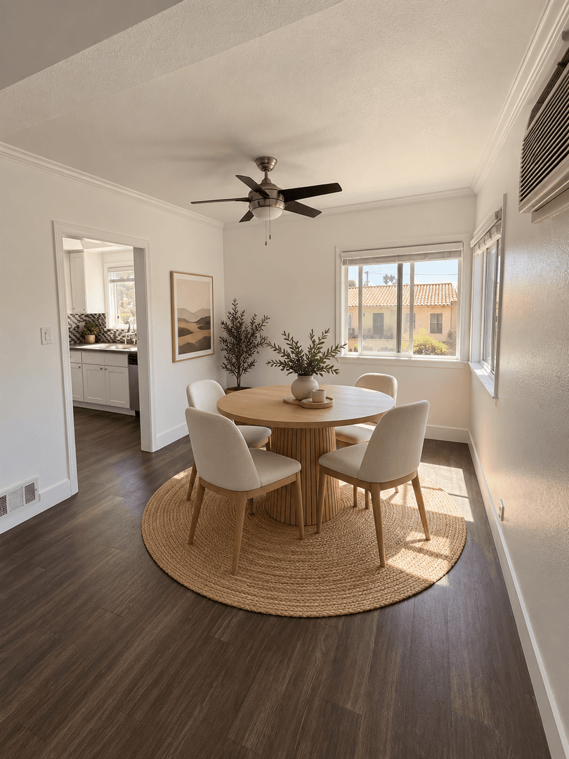 West Hollywood Apartment: 8261 Norton Avenue