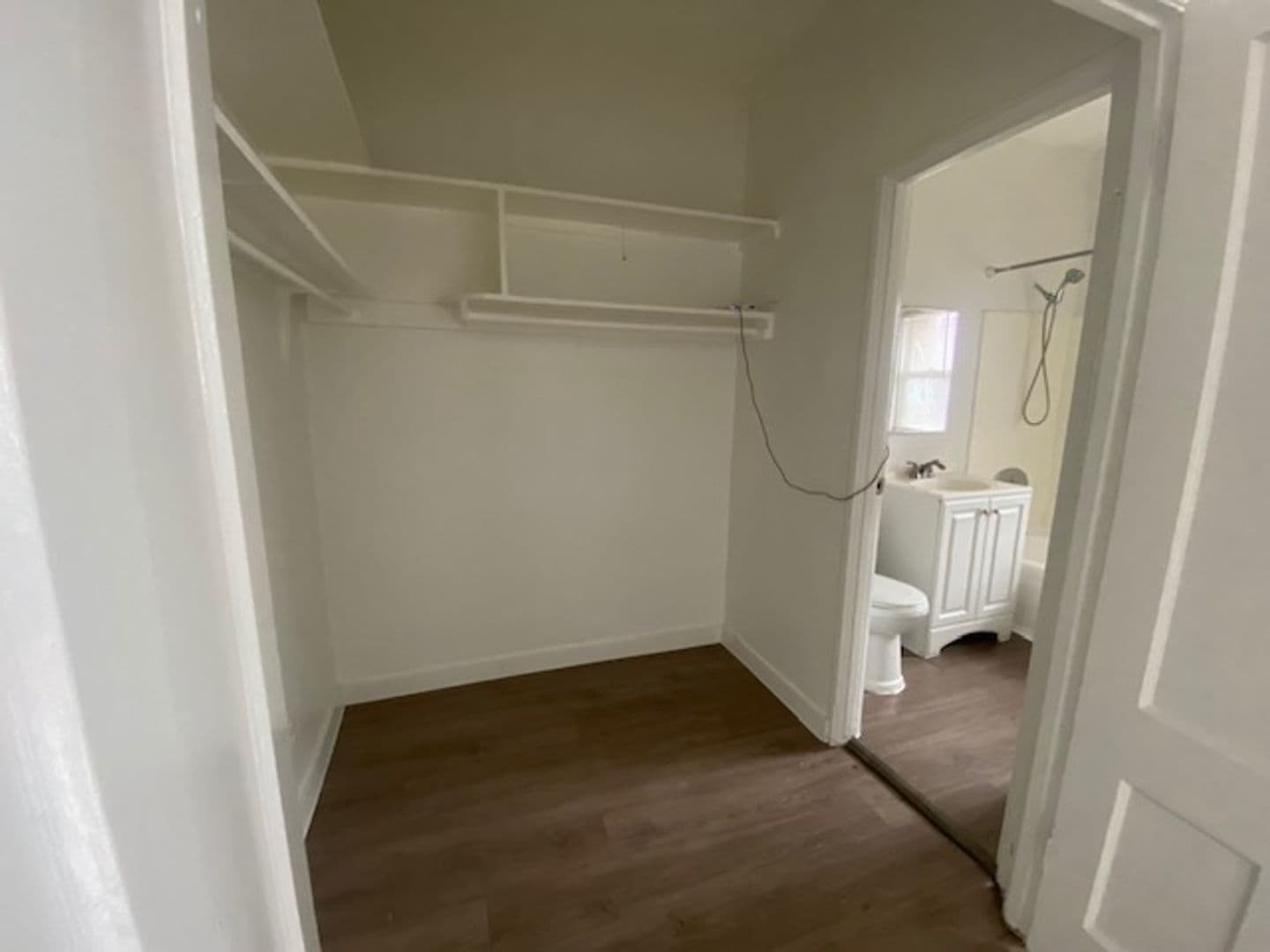Los Angeles Apartment: 1025 N. Serrano Avenue