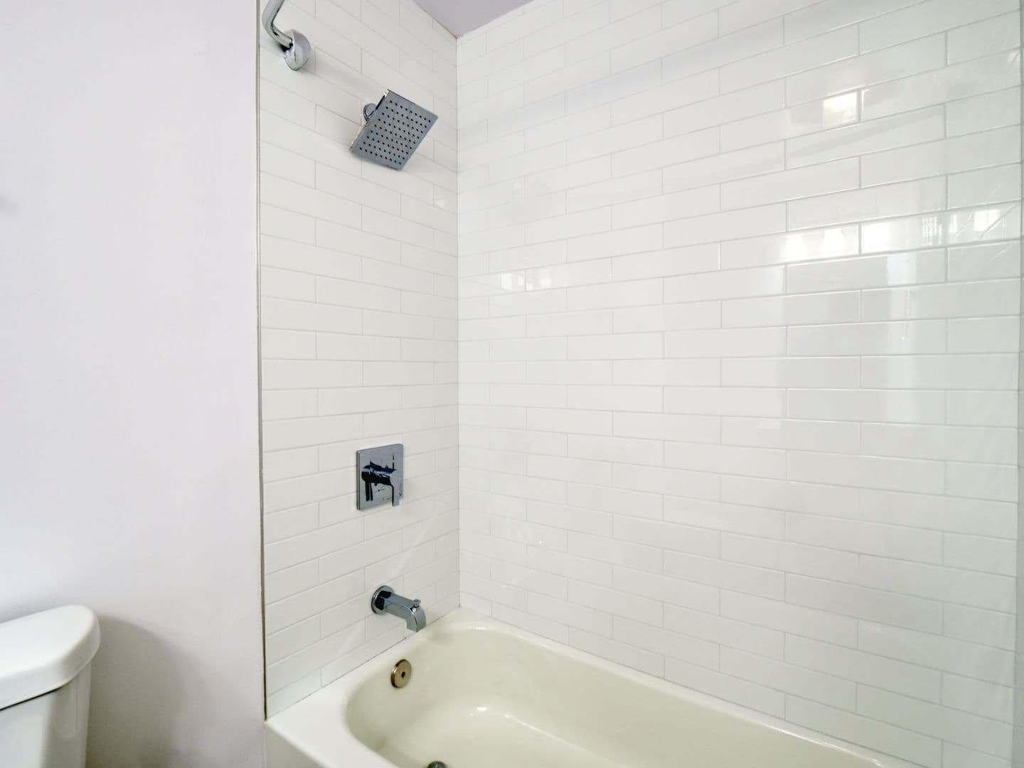 West Hollywood Apartment: 526 N. Orlando Avenue