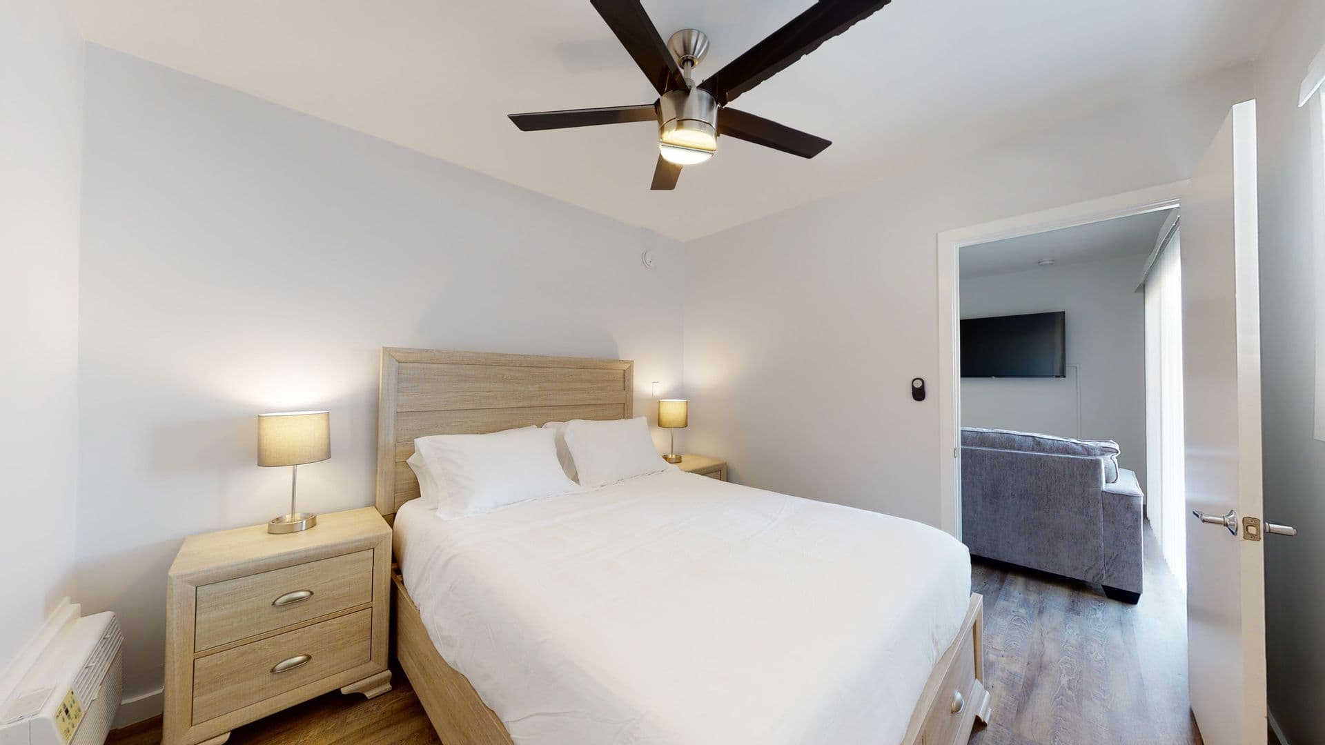 Los Angeles Apartment: 1641 N. Poinsettia Place