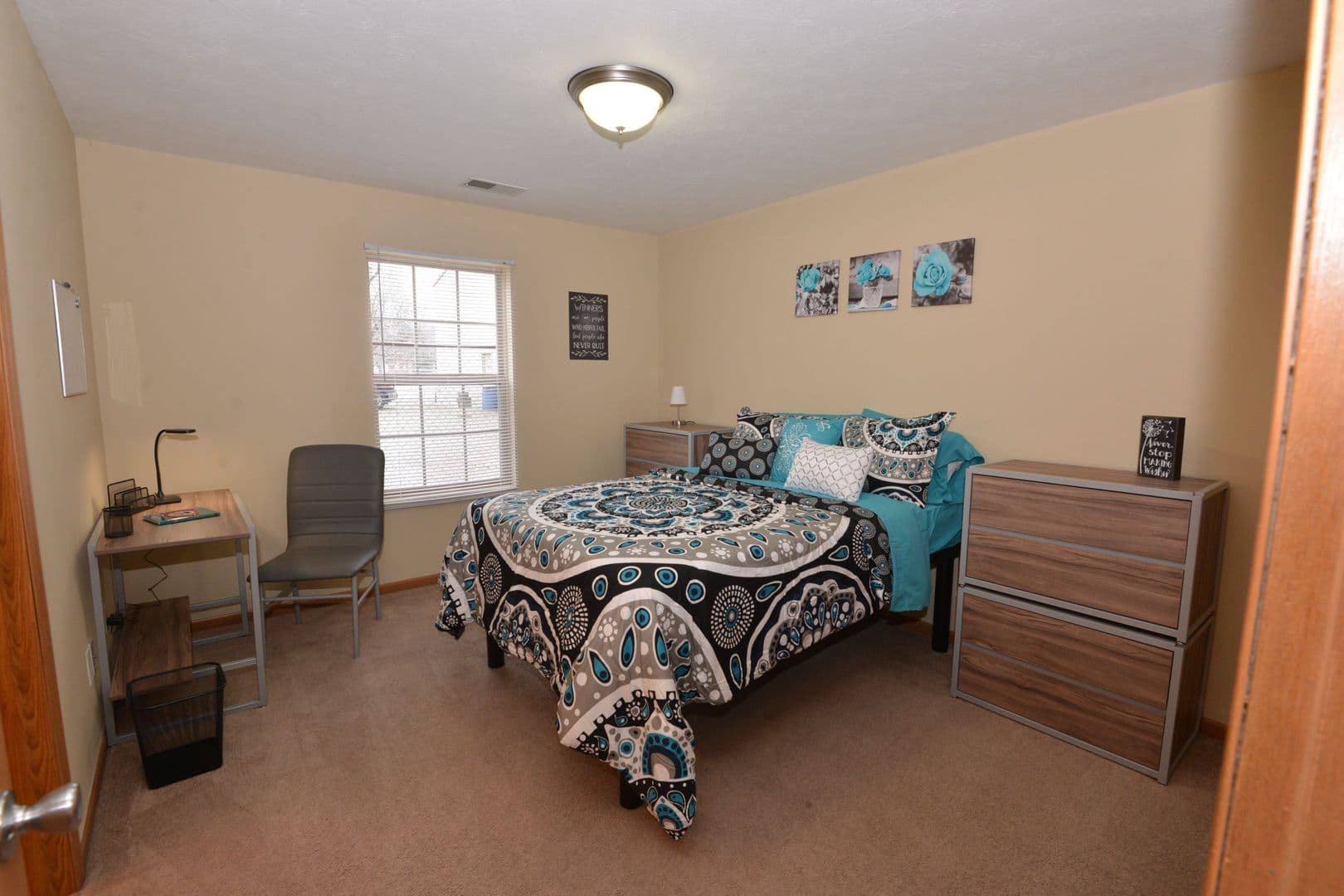 Terre Haute Apartment: 1095 Spruce St.