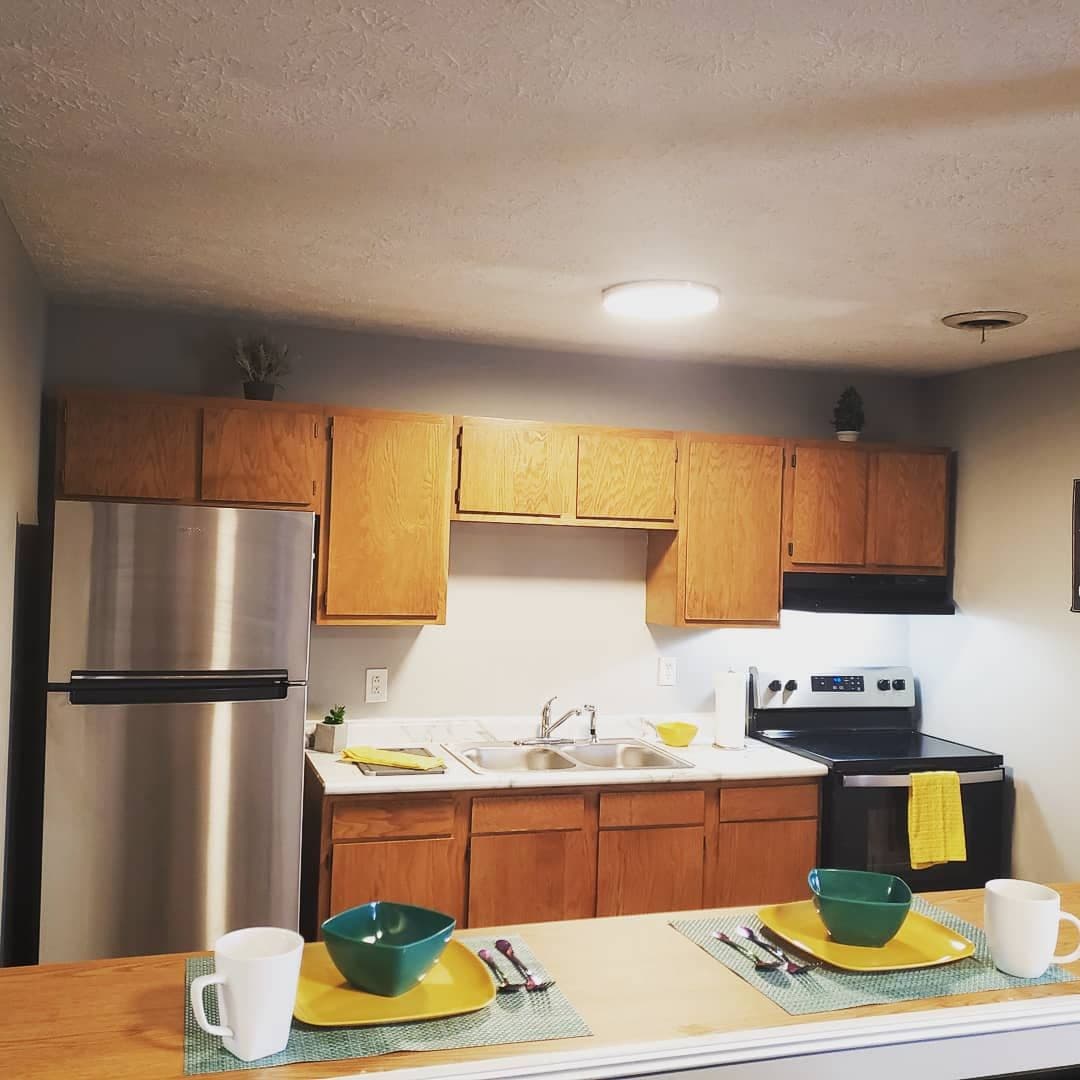Terre Haute Apartment: 1095 Spruce St.