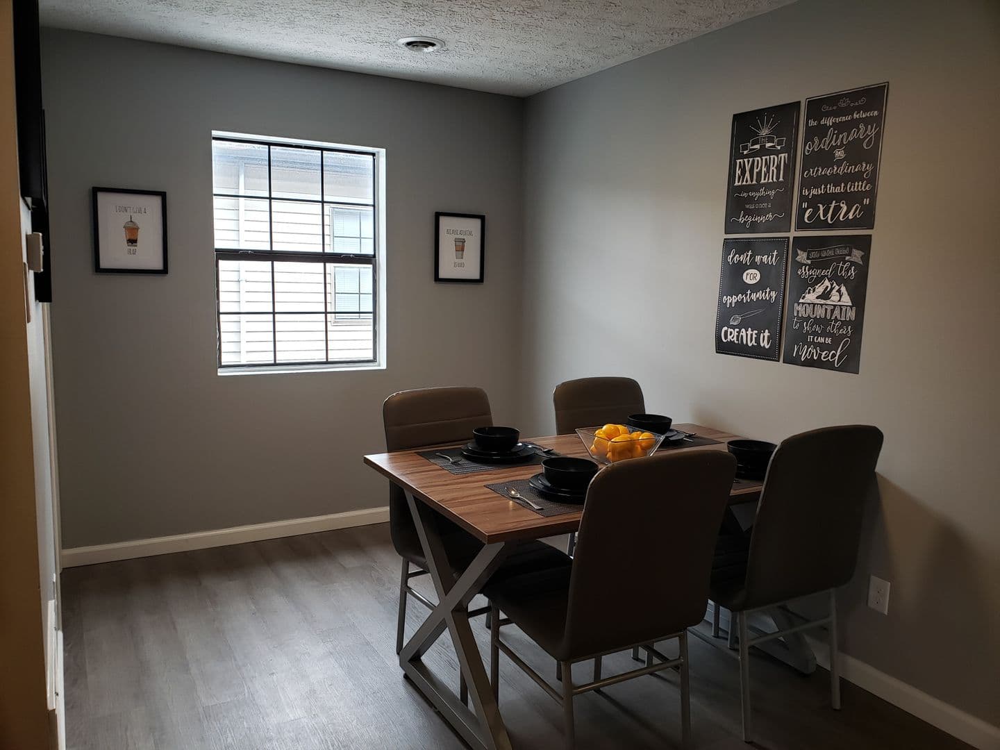 Terre Haute Apartment: 1095 Spruce St.