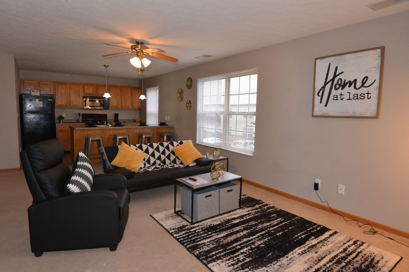 Terre Haute Apartment: 1095 Spruce St.