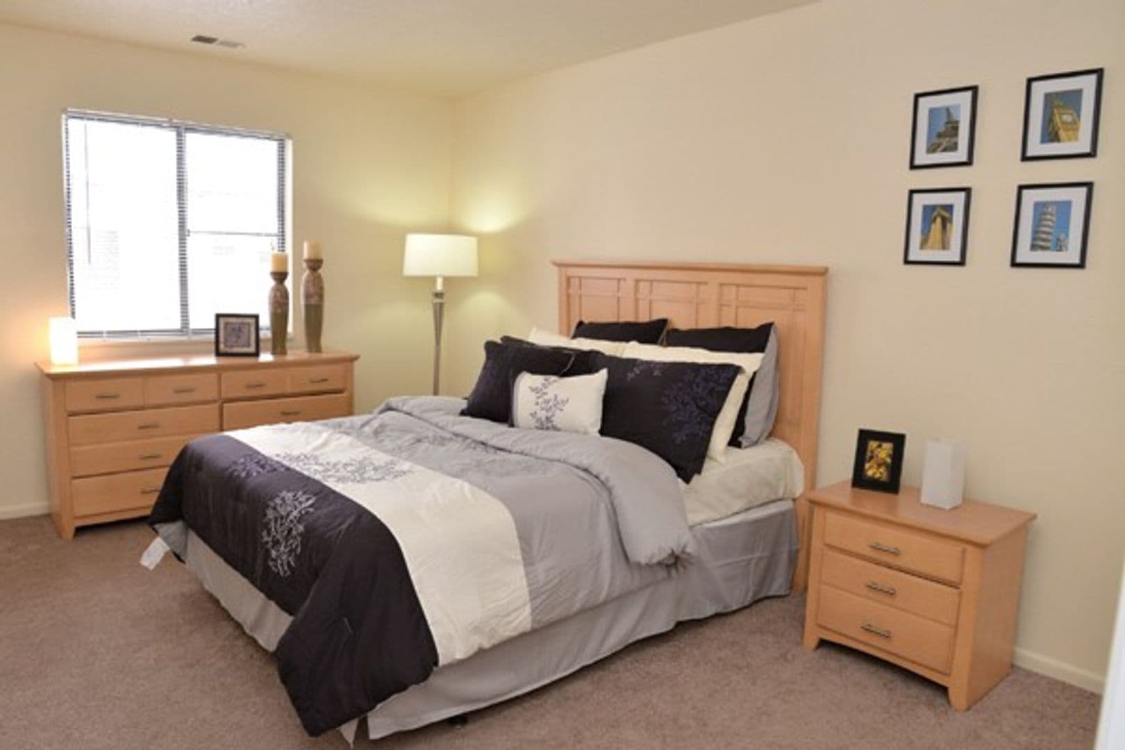 Indianapolis Apartment: 5220 Luzzane Lane