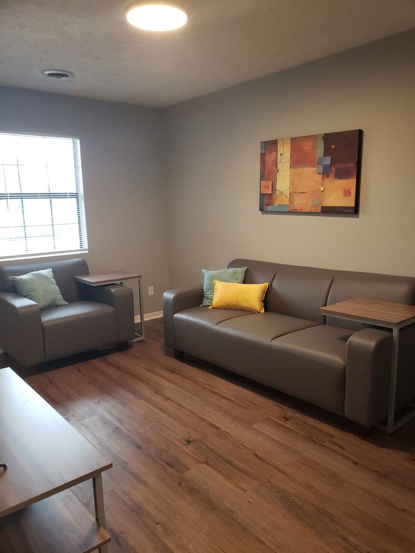 Terre Haute Apartment: 1095 Spruce St.