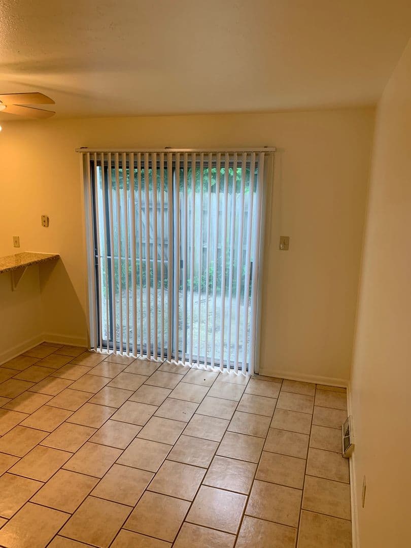 Indianapolis Apartment: 5220 Luzzane Lane
