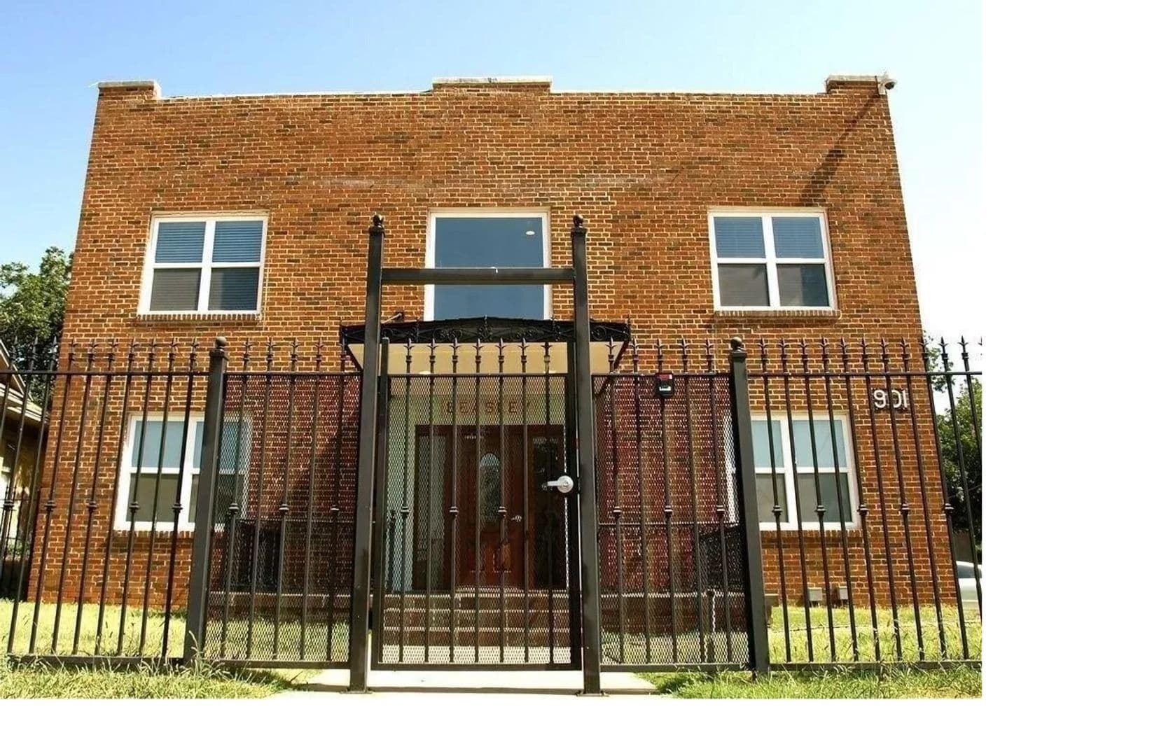 Oklahoma City Apartment: 901 NW 13th St.