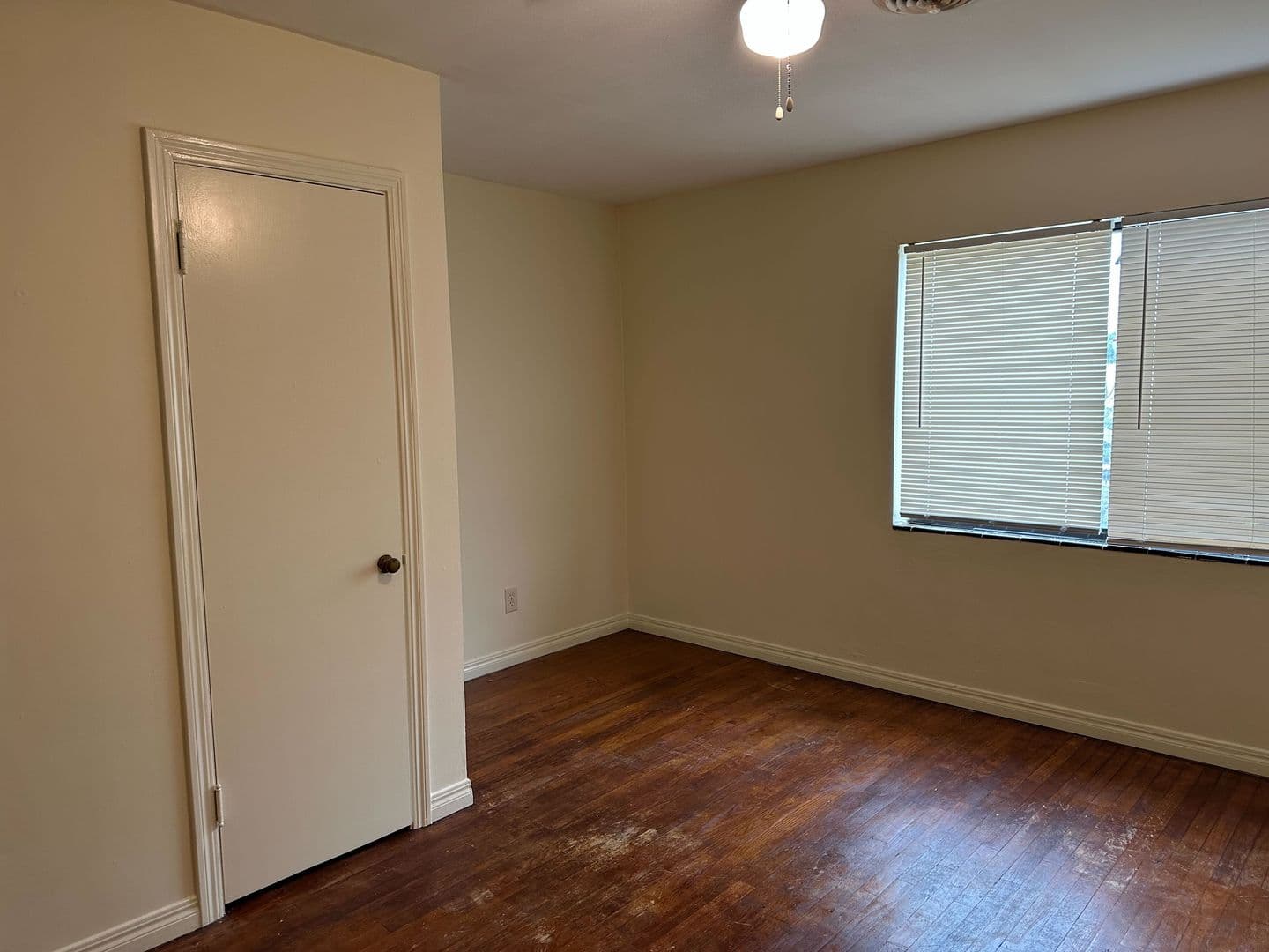 Oklahoma City Apartment: 1100 NW 27th St.