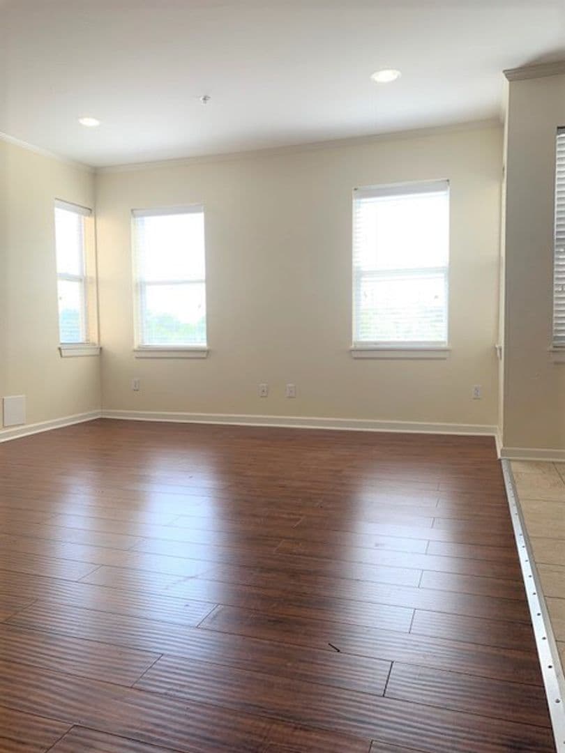 Oklahoma City Apartment: 910 NW 13th St.