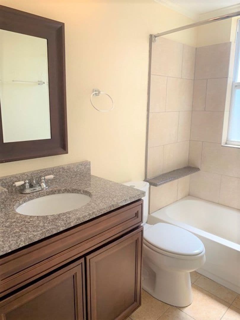 Oklahoma City Apartment: 910 NW 13th St.