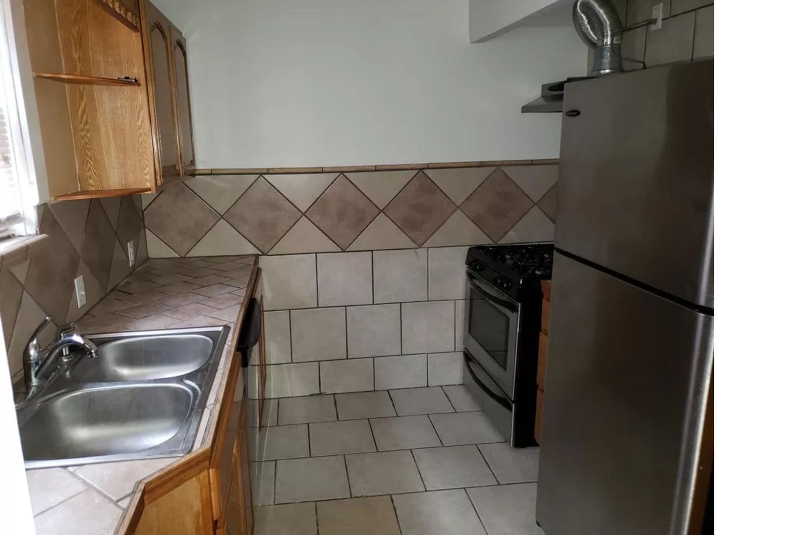 Oklahoma City Apartment: 1400 NW 25th St.