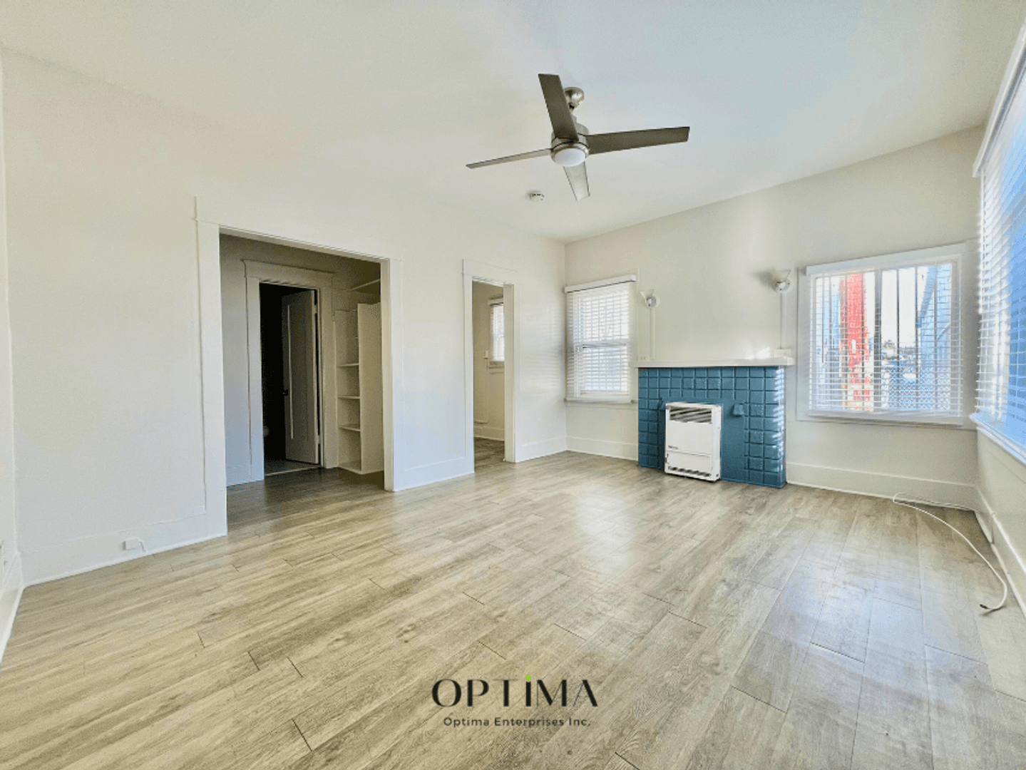 Long Beach Apartment: 328 W. 8th Street