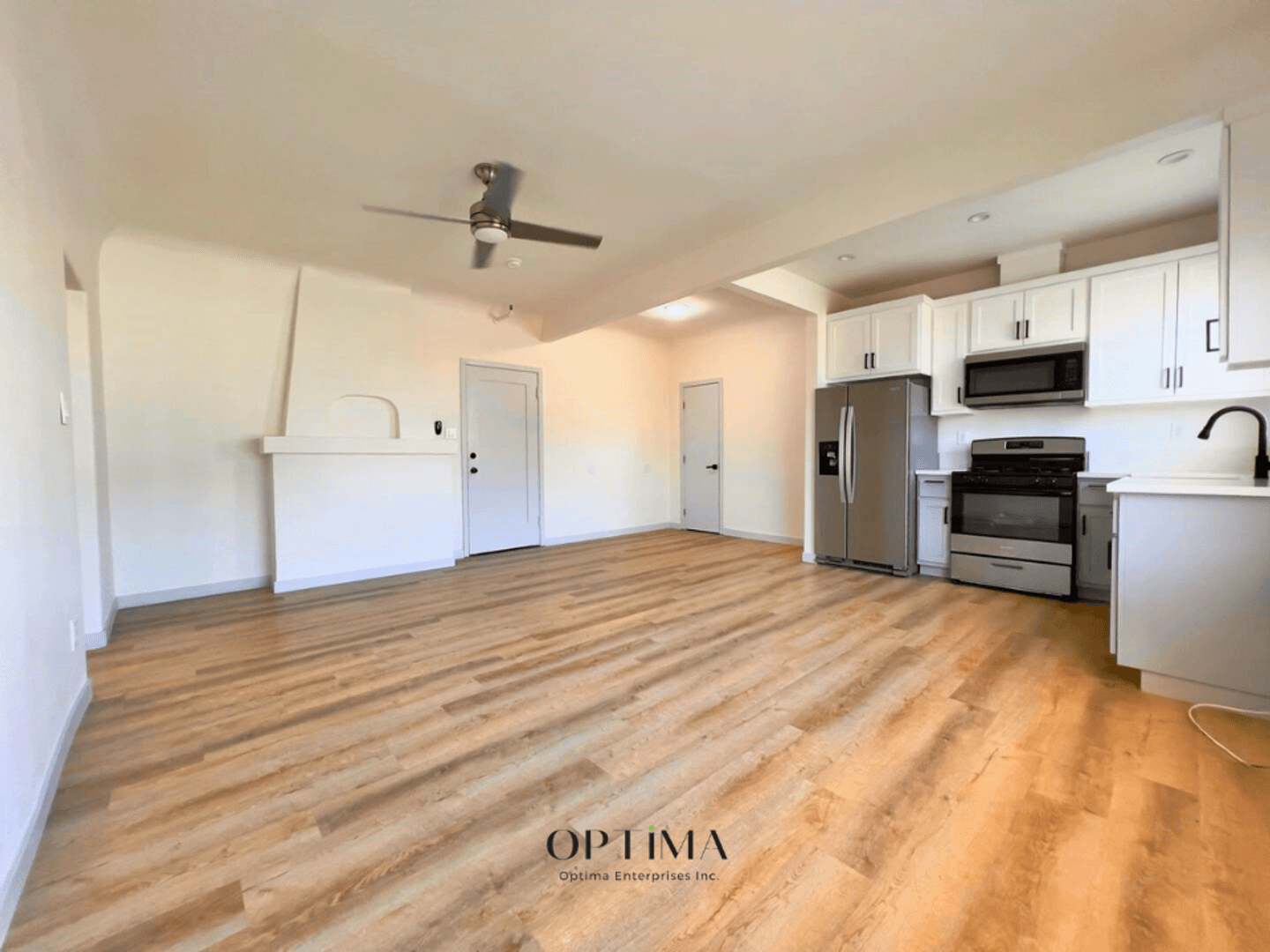 Long Beach Apartment: 1152 1st Street