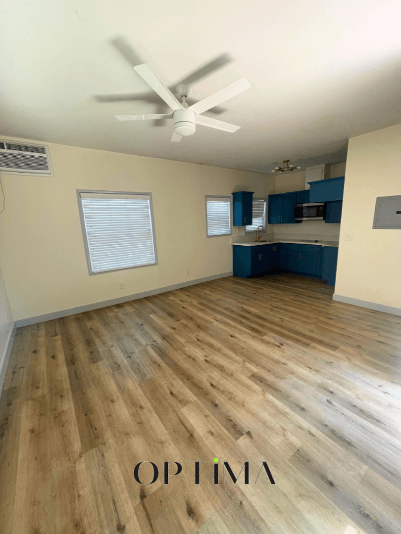 Long Beach Apartment: 1430 Linden Avenue