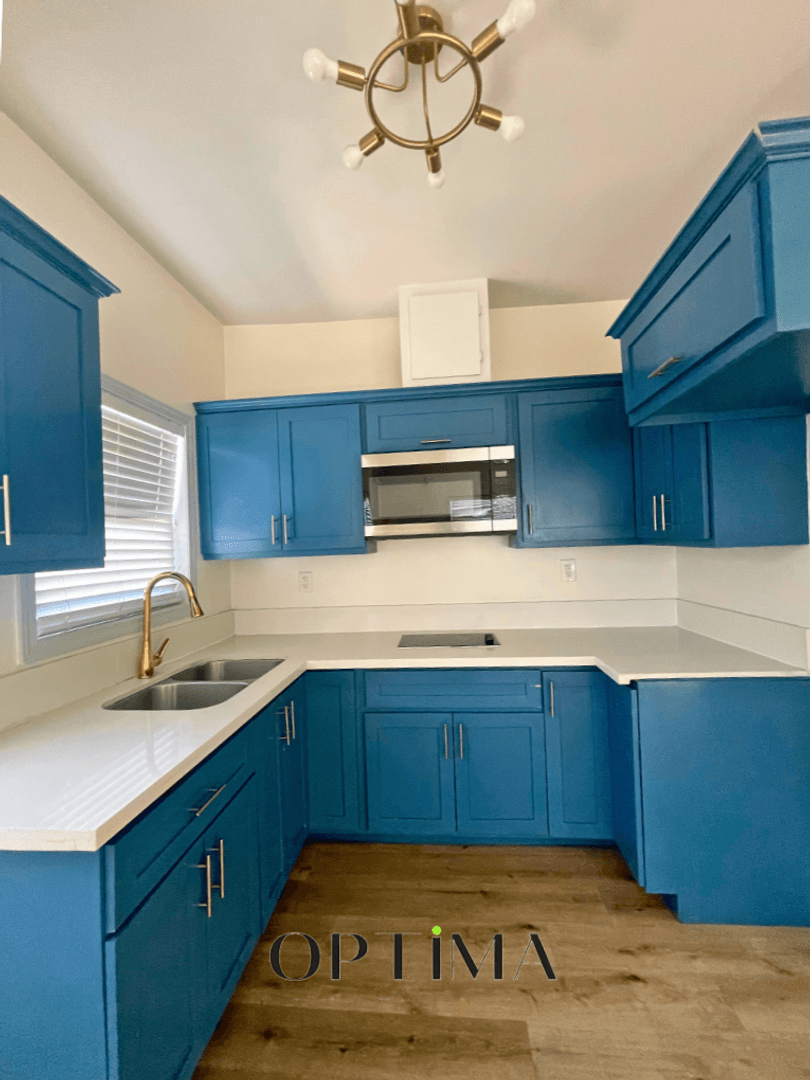 Long Beach Apartment: 1430 Linden Avenue