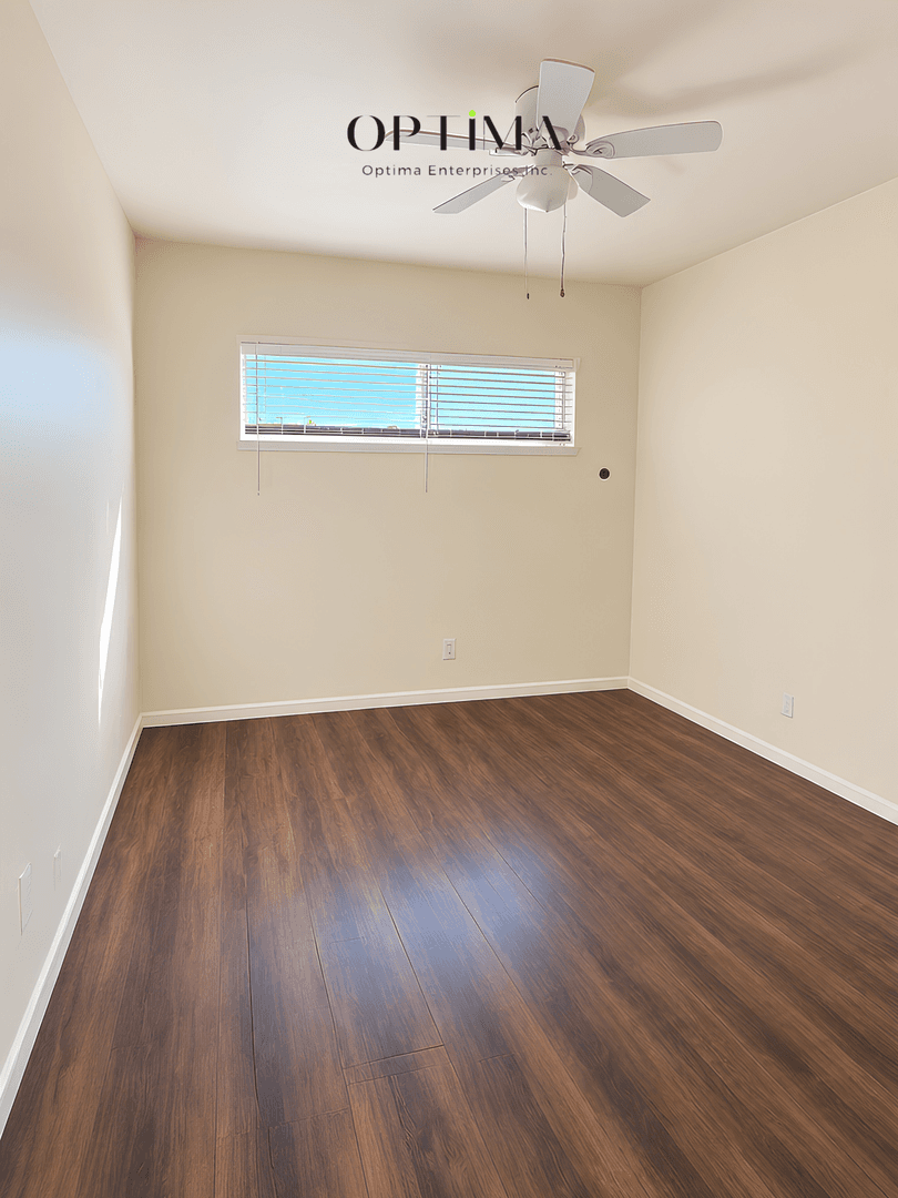 Long Beach Apartment: 1575 Chestnut Avenue