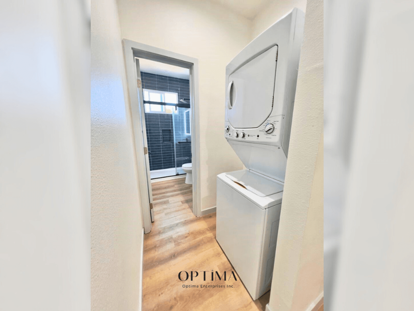 Long Beach Apartment: 1152 1st Street
