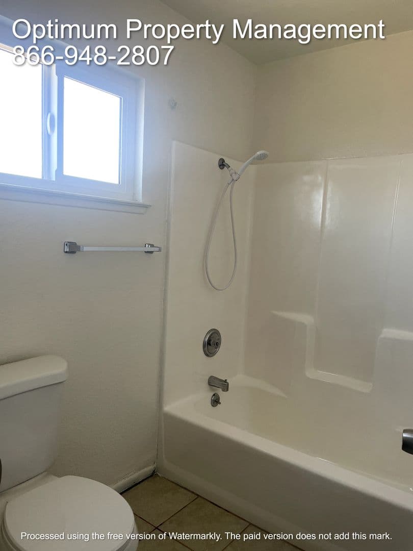 Victorville House: 15942 North Culver Road