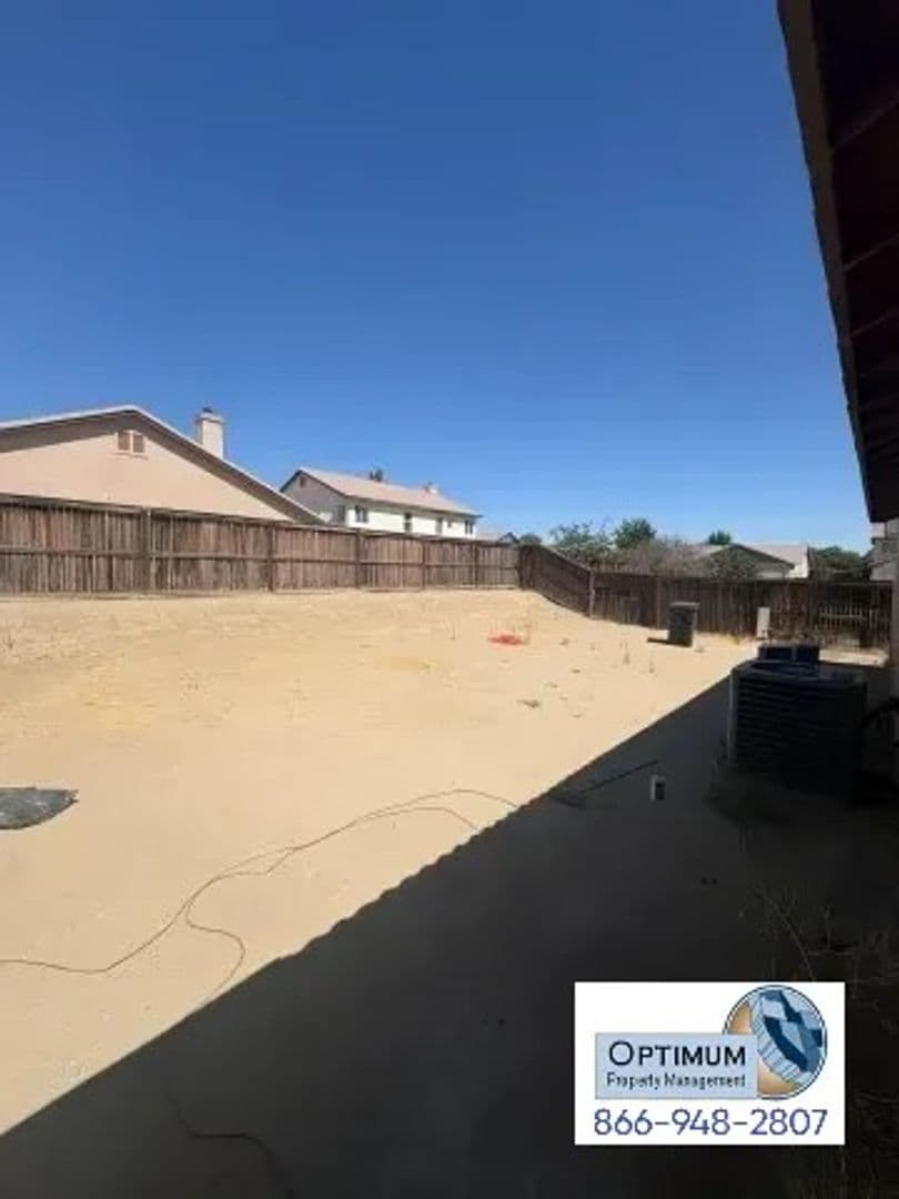 Victorville House: 12654 Meadow St.