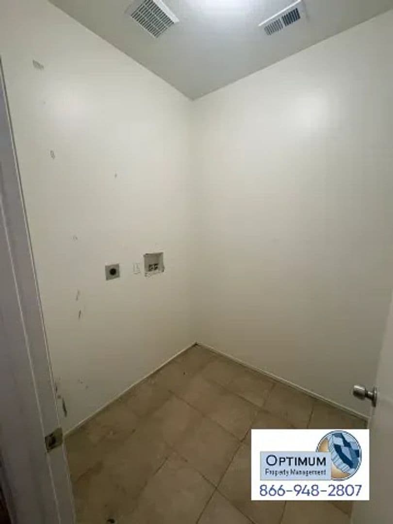 Victorville House: 12654 Meadow St.
