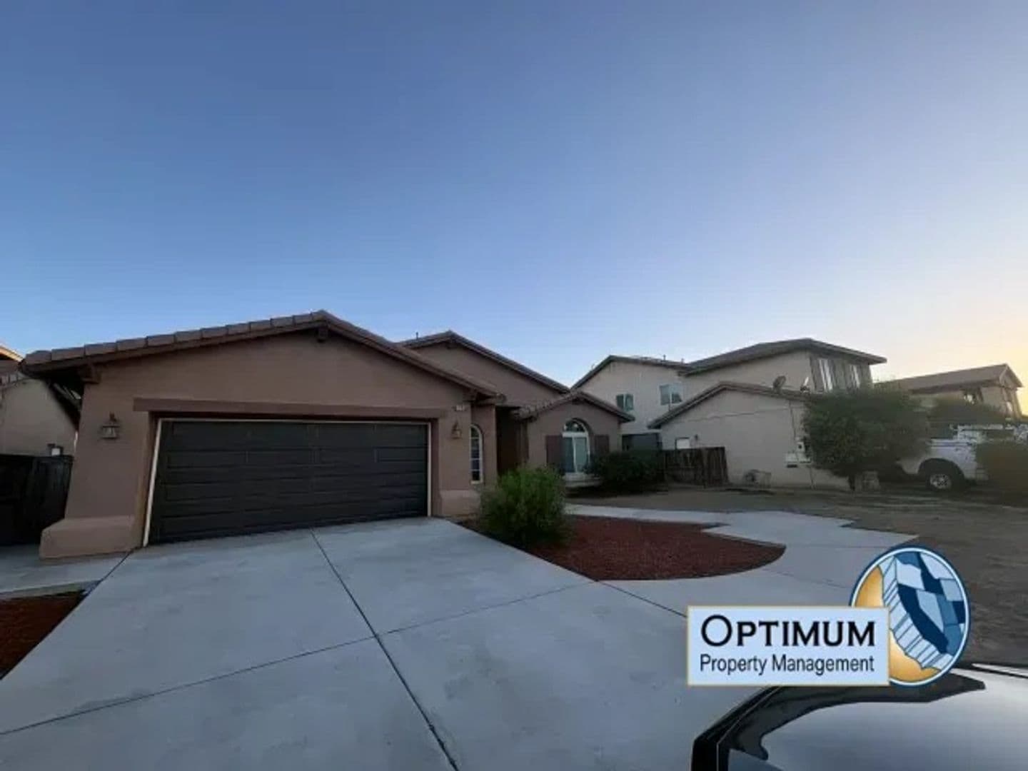 Victorville House: 12765 Boeing Crt.