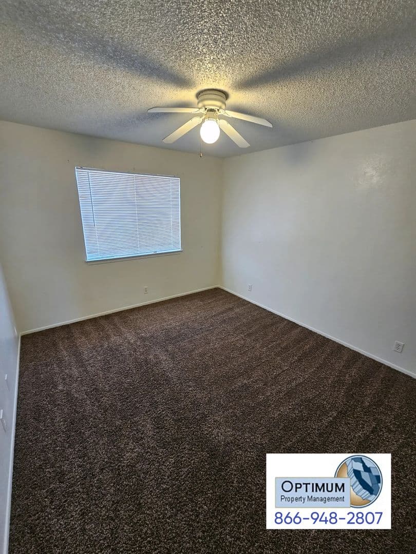 Victorville Apartment: 15875 Green Hill Dr.