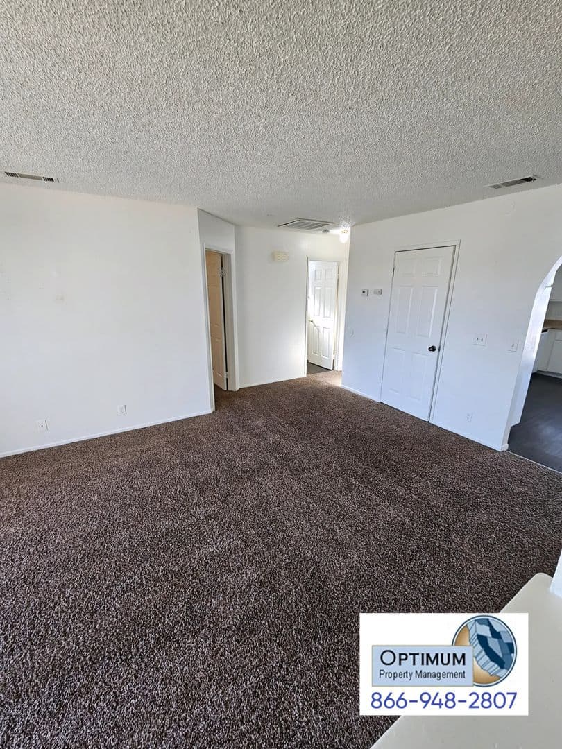 Victorville Apartment: 15875 Green Hill Dr.