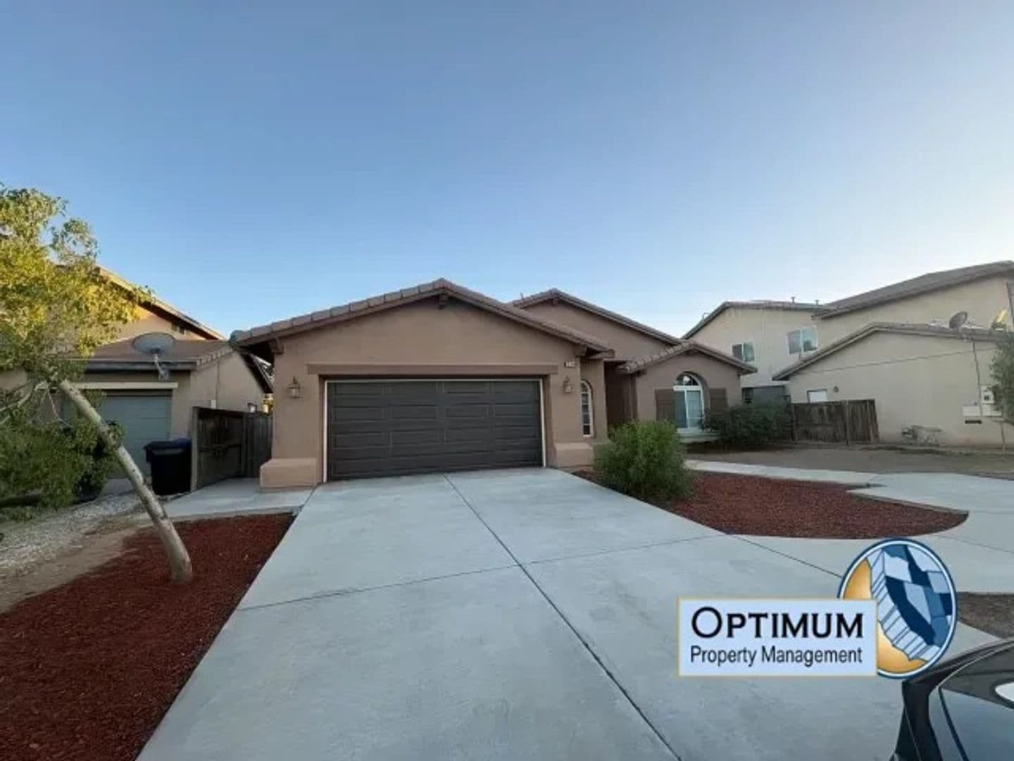 Victorville House: 12765 Boeing Crt.
