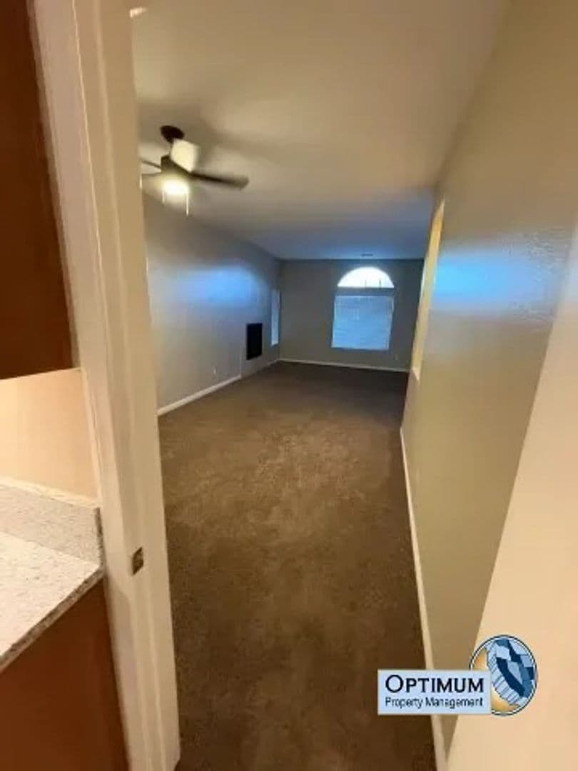 Victorville House: 12765 Boeing Crt.