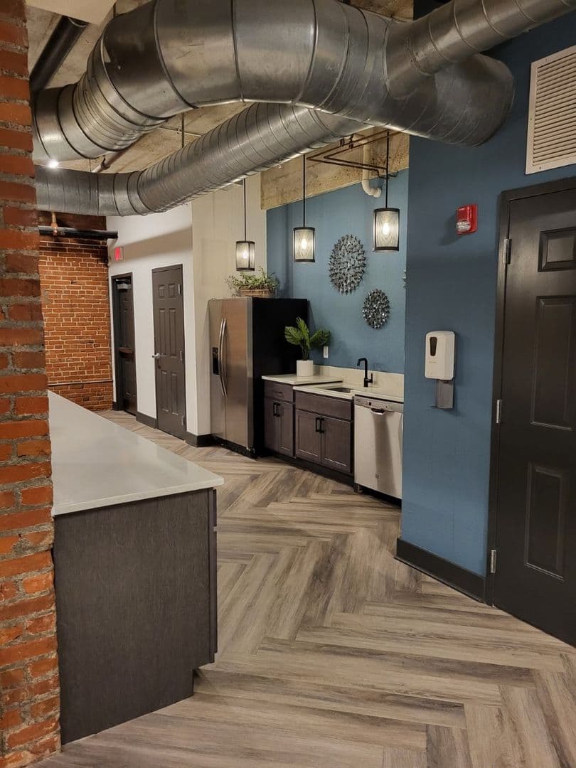 Kansas City Apartment: 1601 Walnut Street