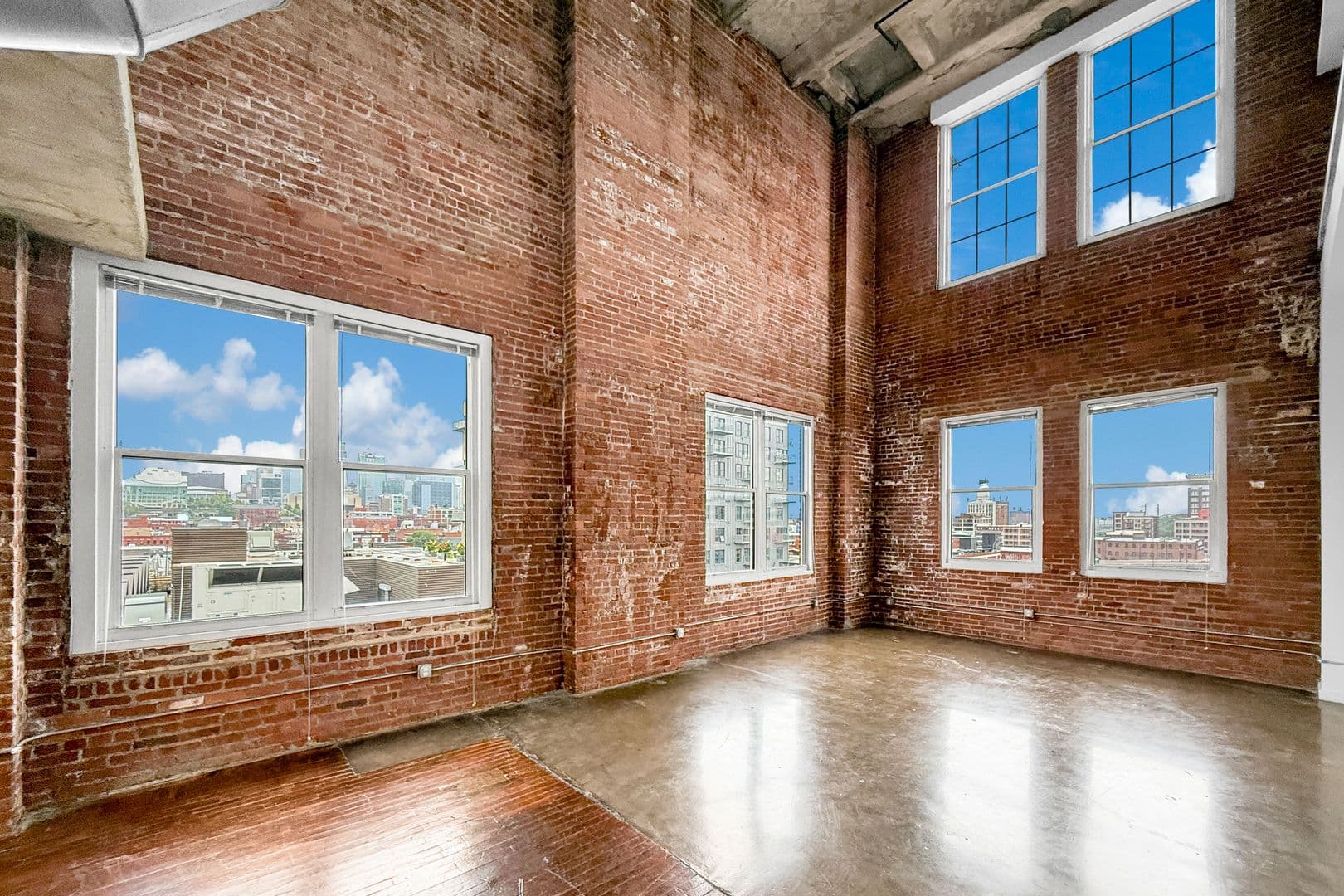 Kansas City Apartment: 2121 Central Street
