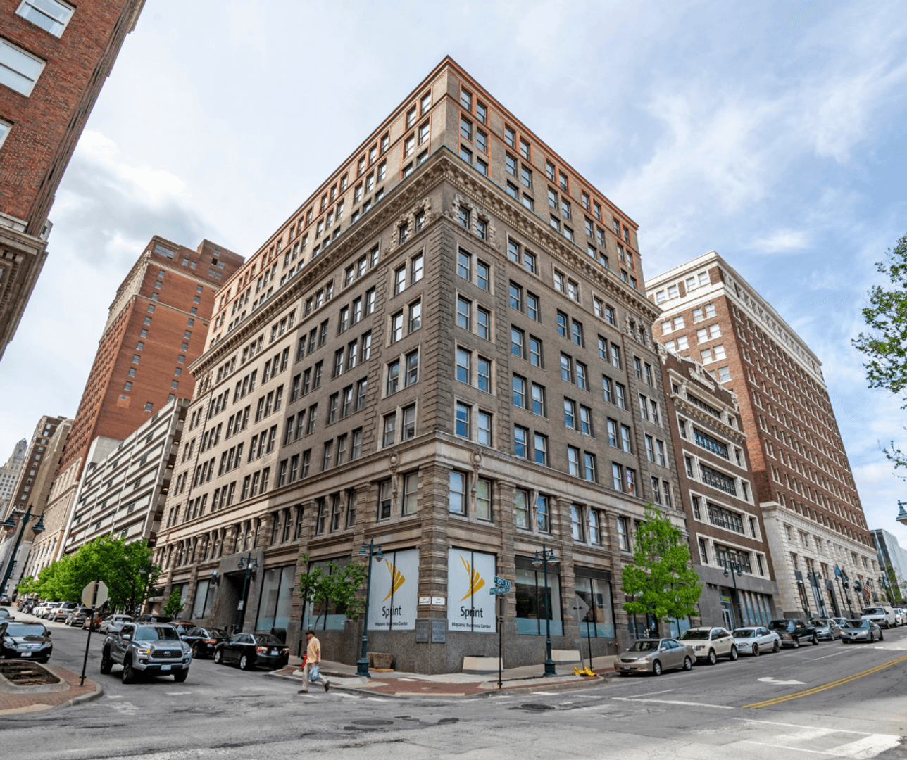 Kansas City Apartment: 1004 Baltimore Ave