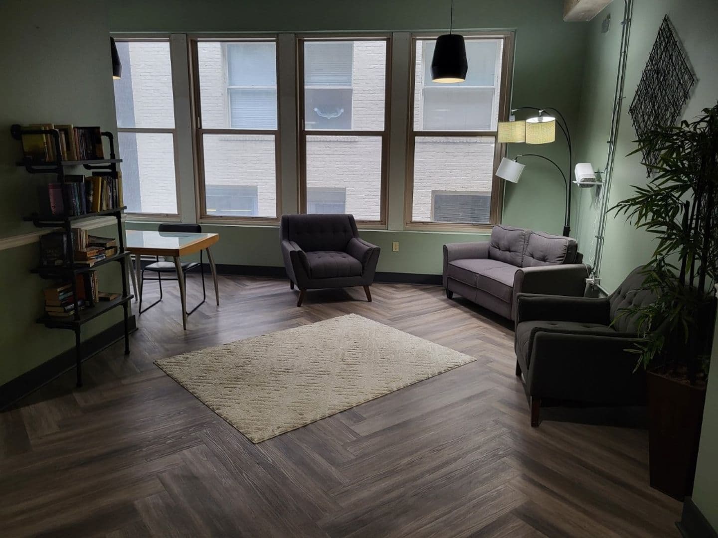 Kansas City Apartment: 1004 Baltimore Ave
