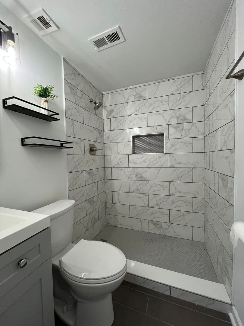 Henrico House: 39 Rock Garden Lane