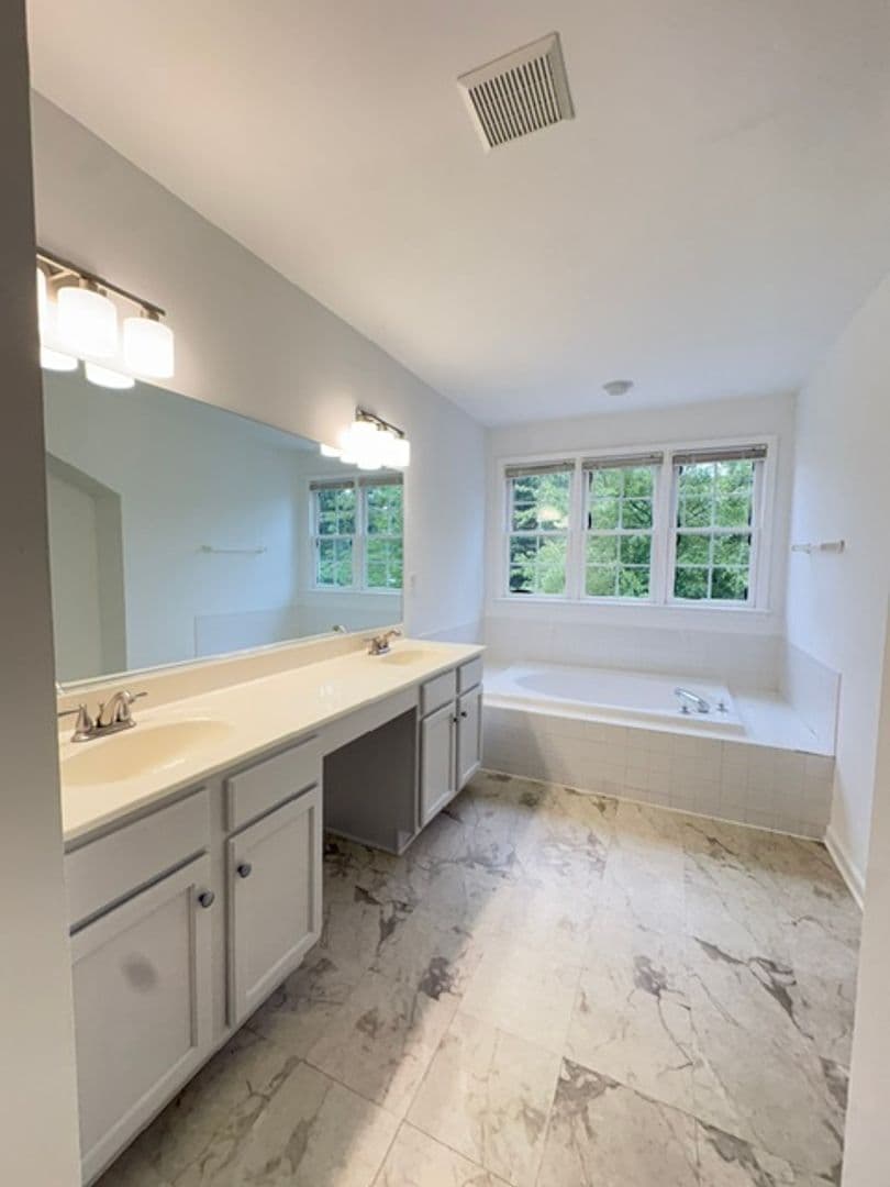 Glen Allen House: 9504 Hungary Woods Drive