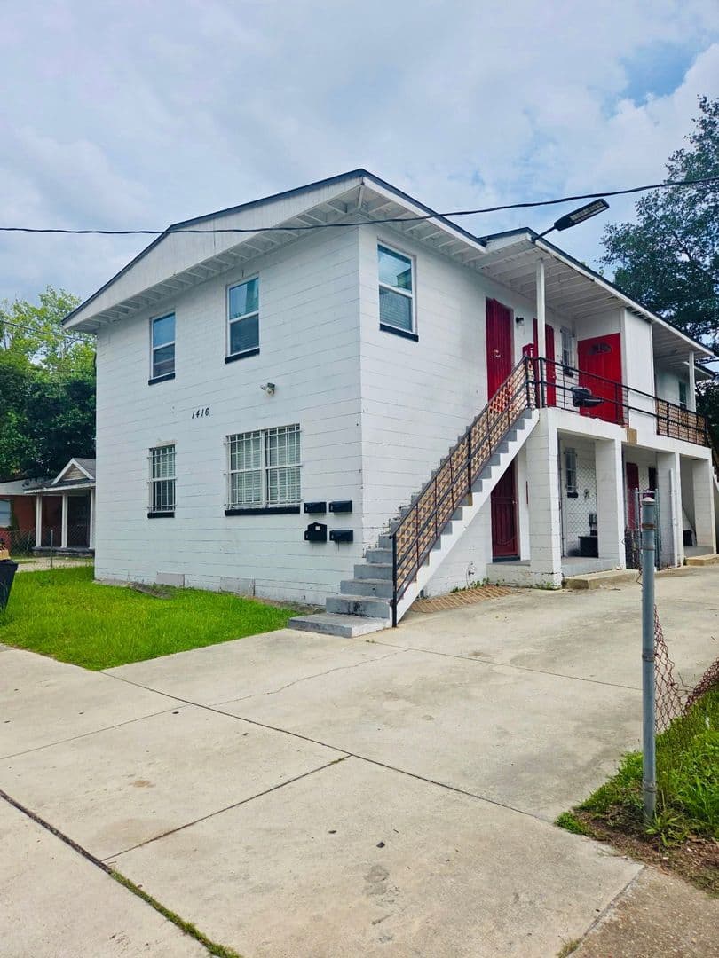 Jacksonville Apartment: 1168 W. 20th Street