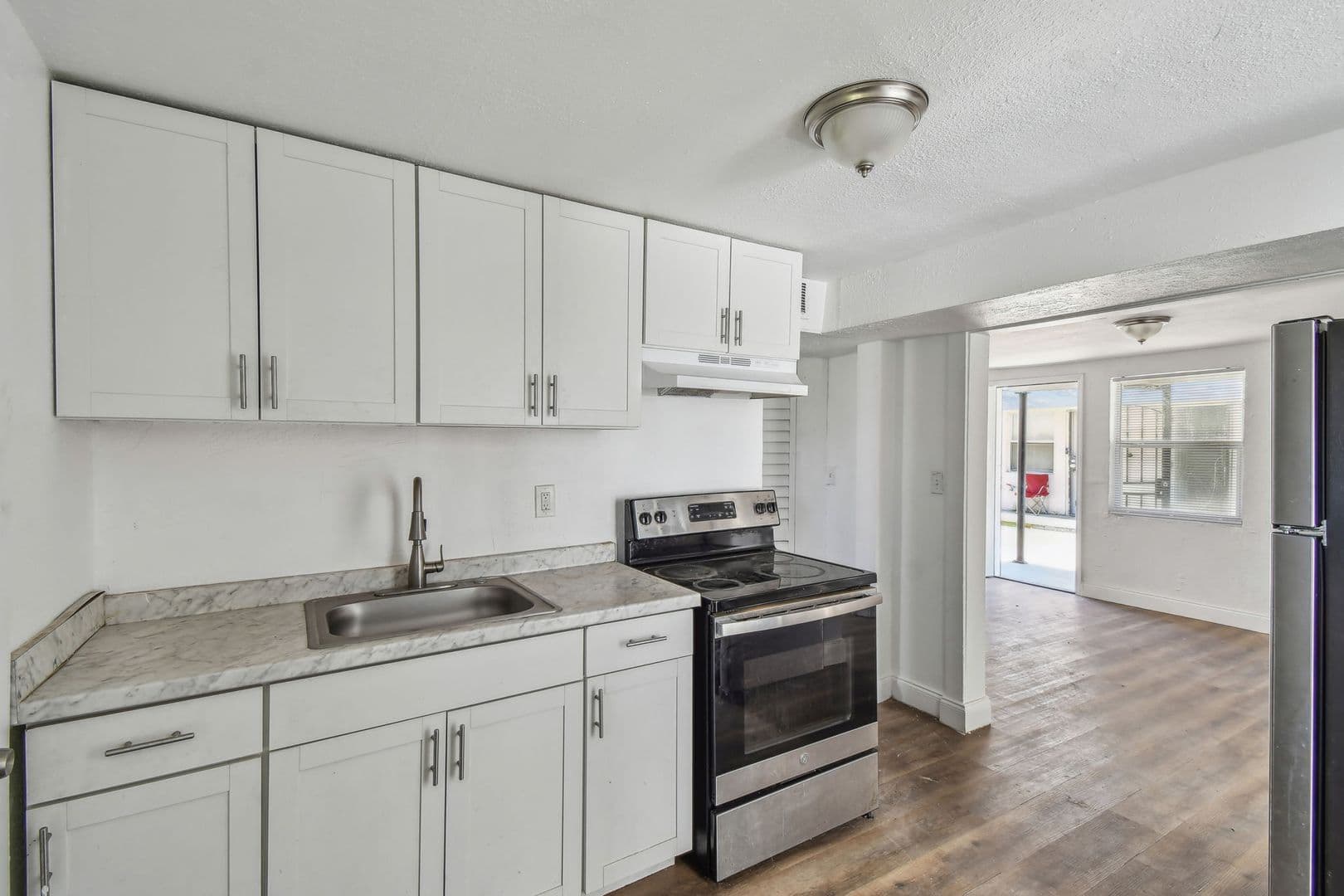 Jacksonville Apartment: 1330 Barnett St.